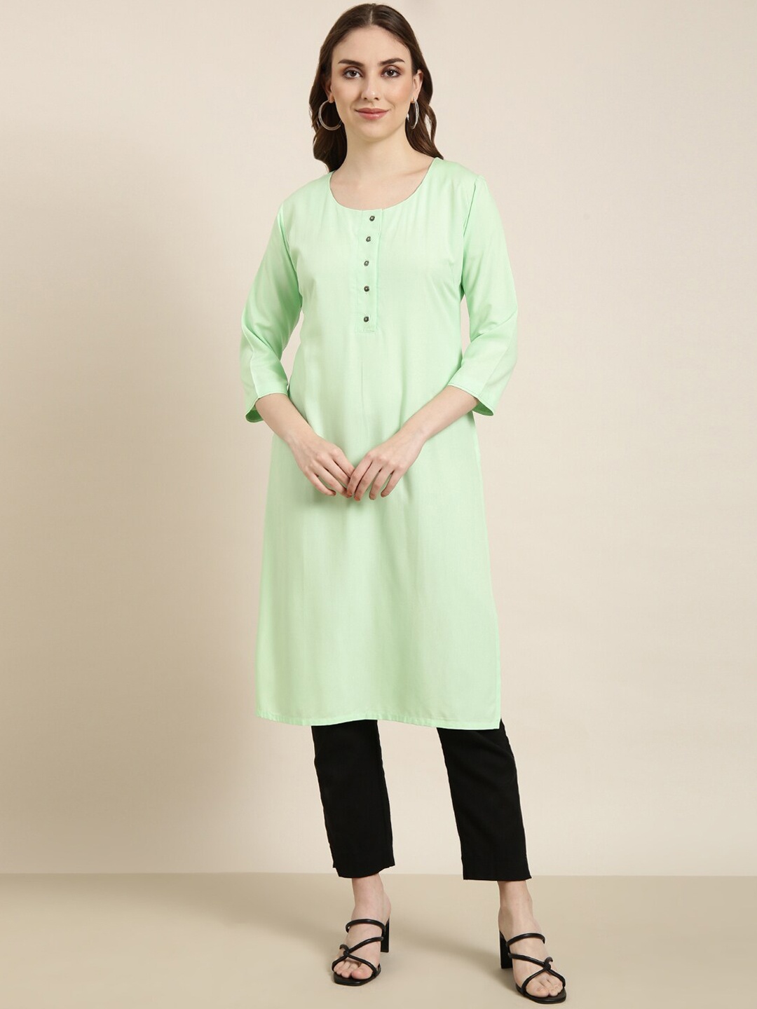 SHOWOFF Round Neck Regular Sleeves Straight Kurta, Green