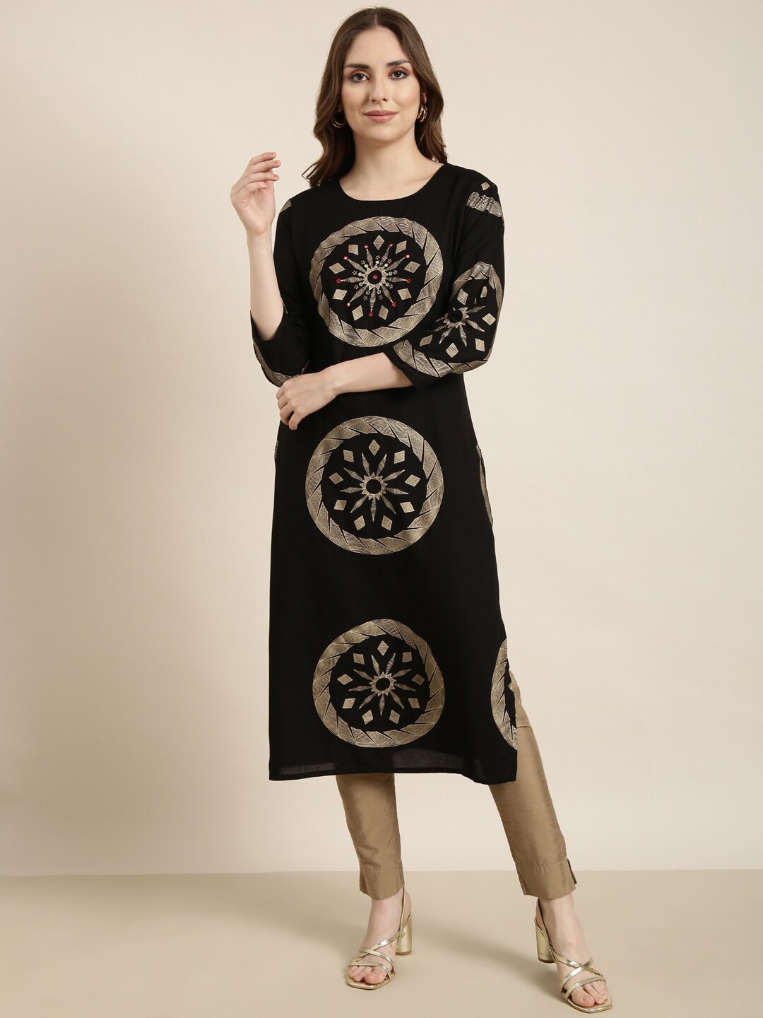 

SHOWOFF Geometric Printed Round Neck Straight Kurta, Black