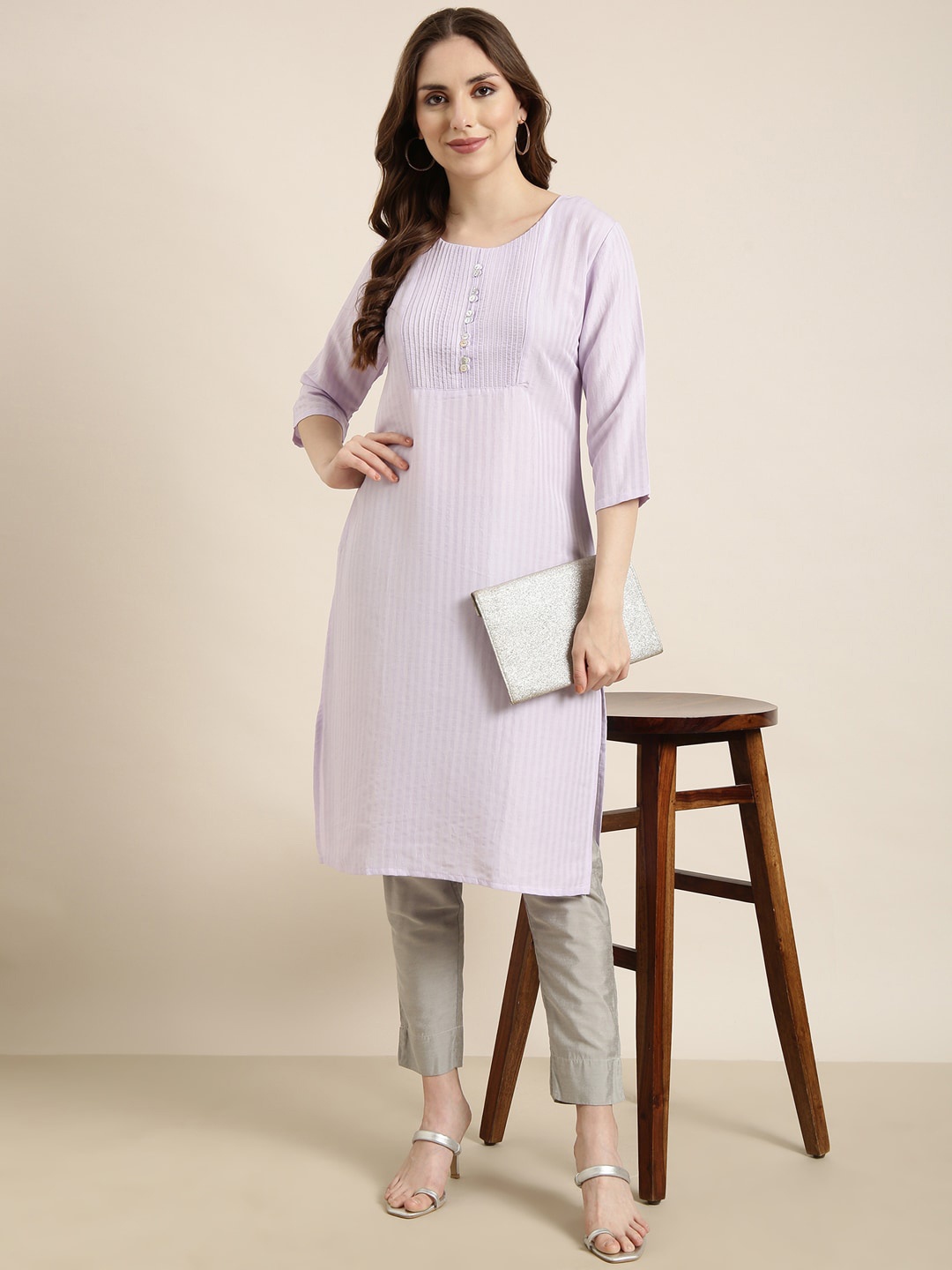 

SHOWOFF Round Neck Thread Work Pastels Cotton Kurta, Lavender