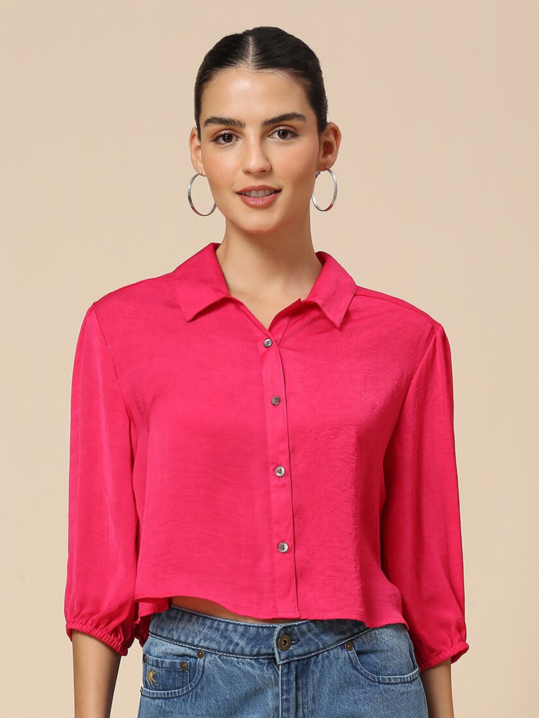 

Chemistry Cuffed Sleeves Shirt Style Crop Top, Pink