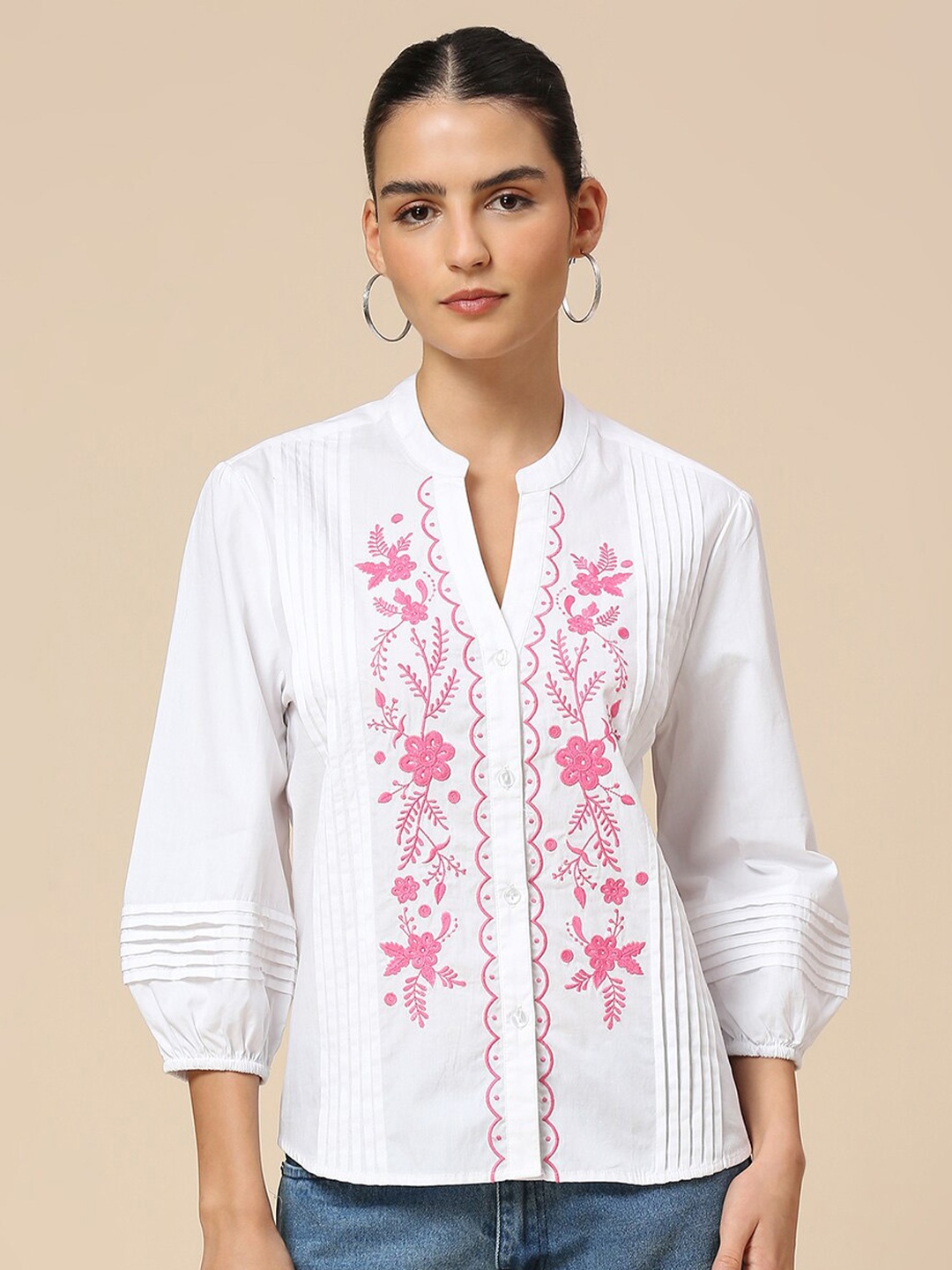 

Chemistry Floral Embroidered Mandarin Collar Cotton Shirt Style Top, White