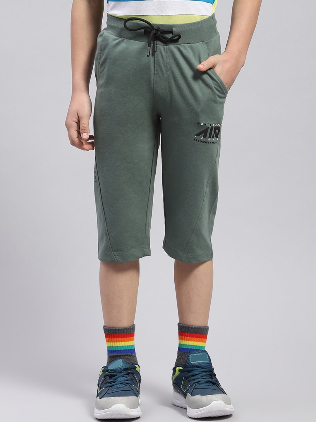 

Monte Carlo Boys Mid Rise Knee Length Shorts, Green