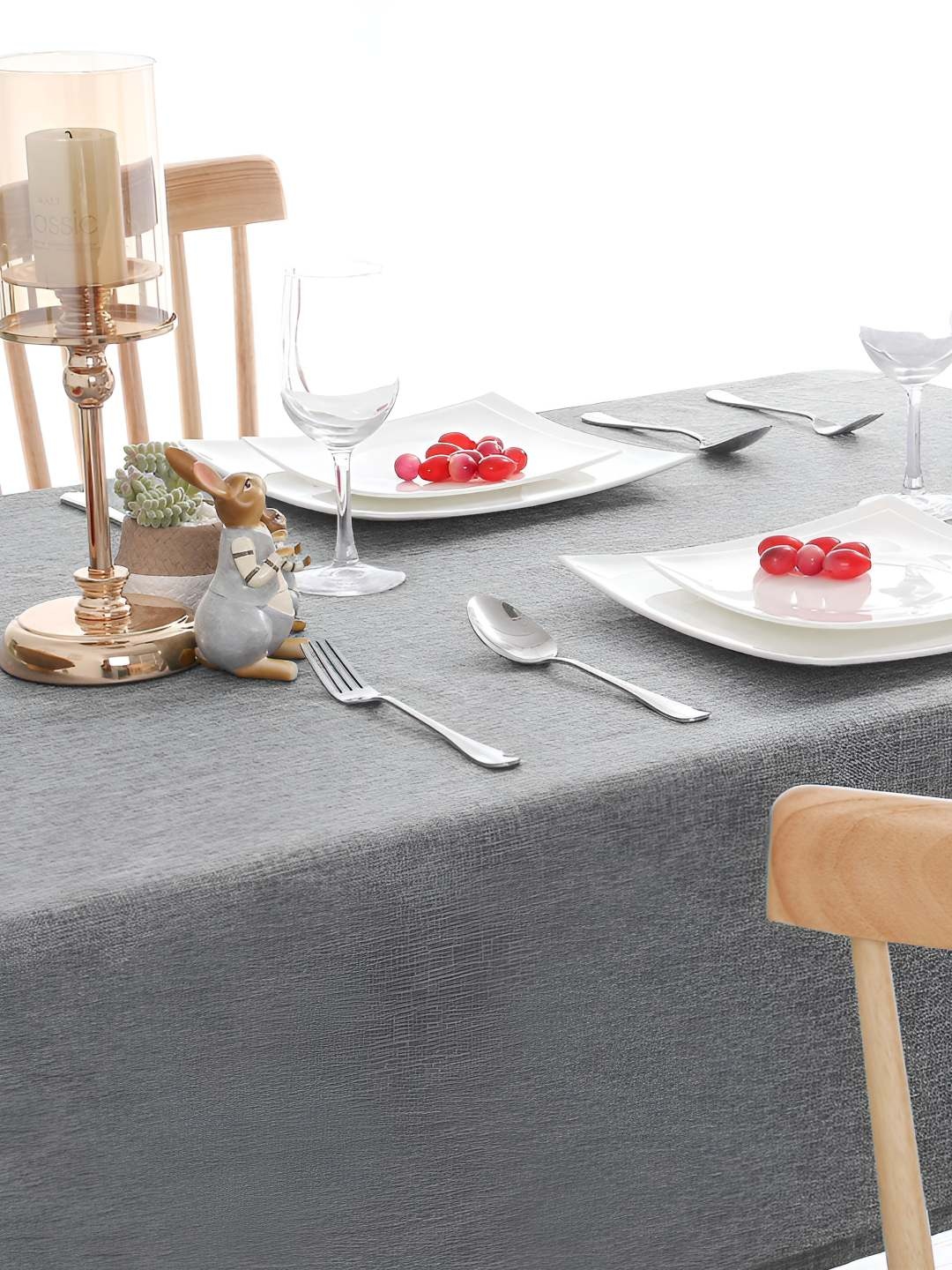 

CASA-NEST Silver Toned Jute 8 Seater Table Cover