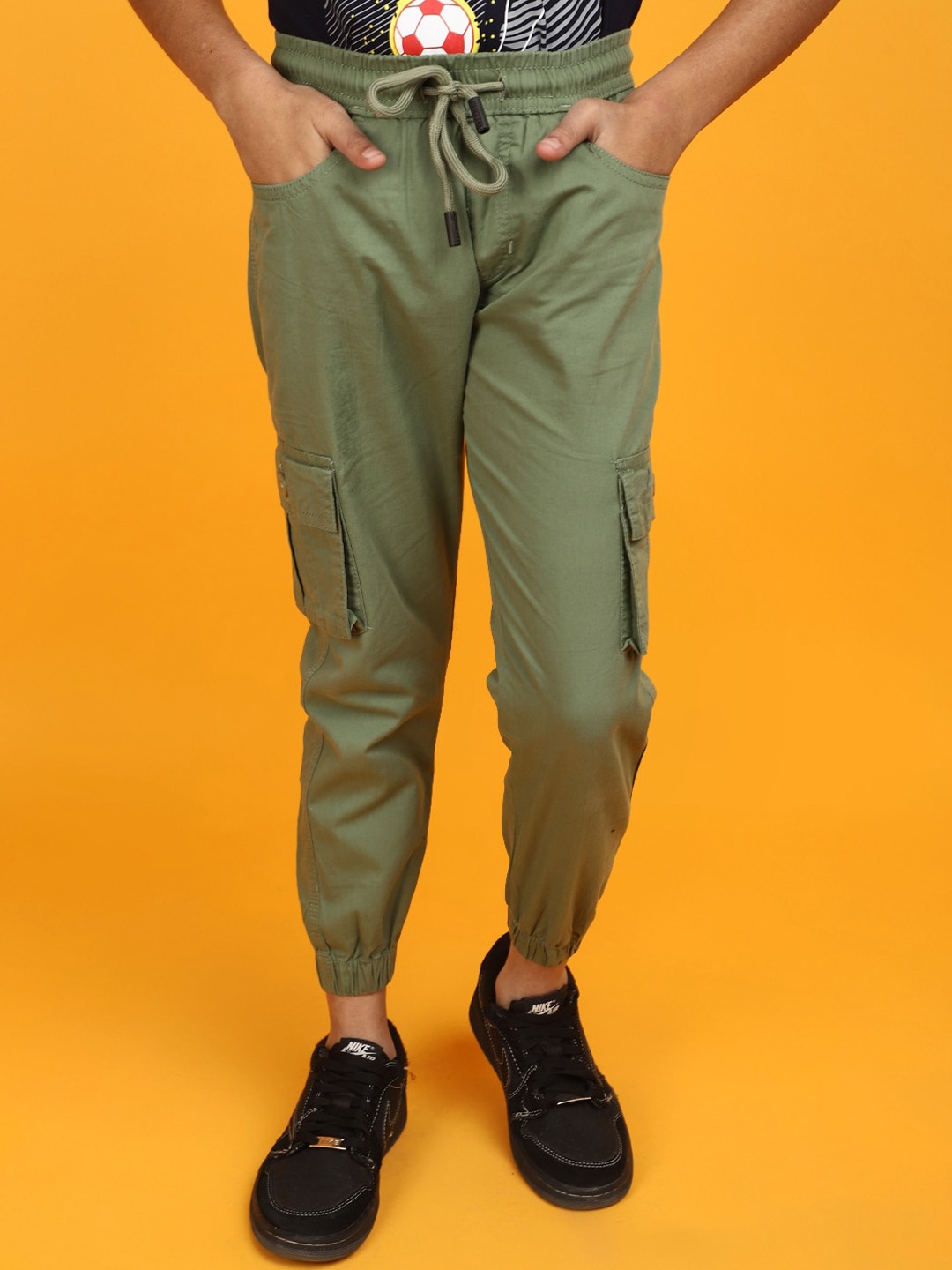 

V-Mart Boys Mid Rise Cotton Joggers Trouser, Green