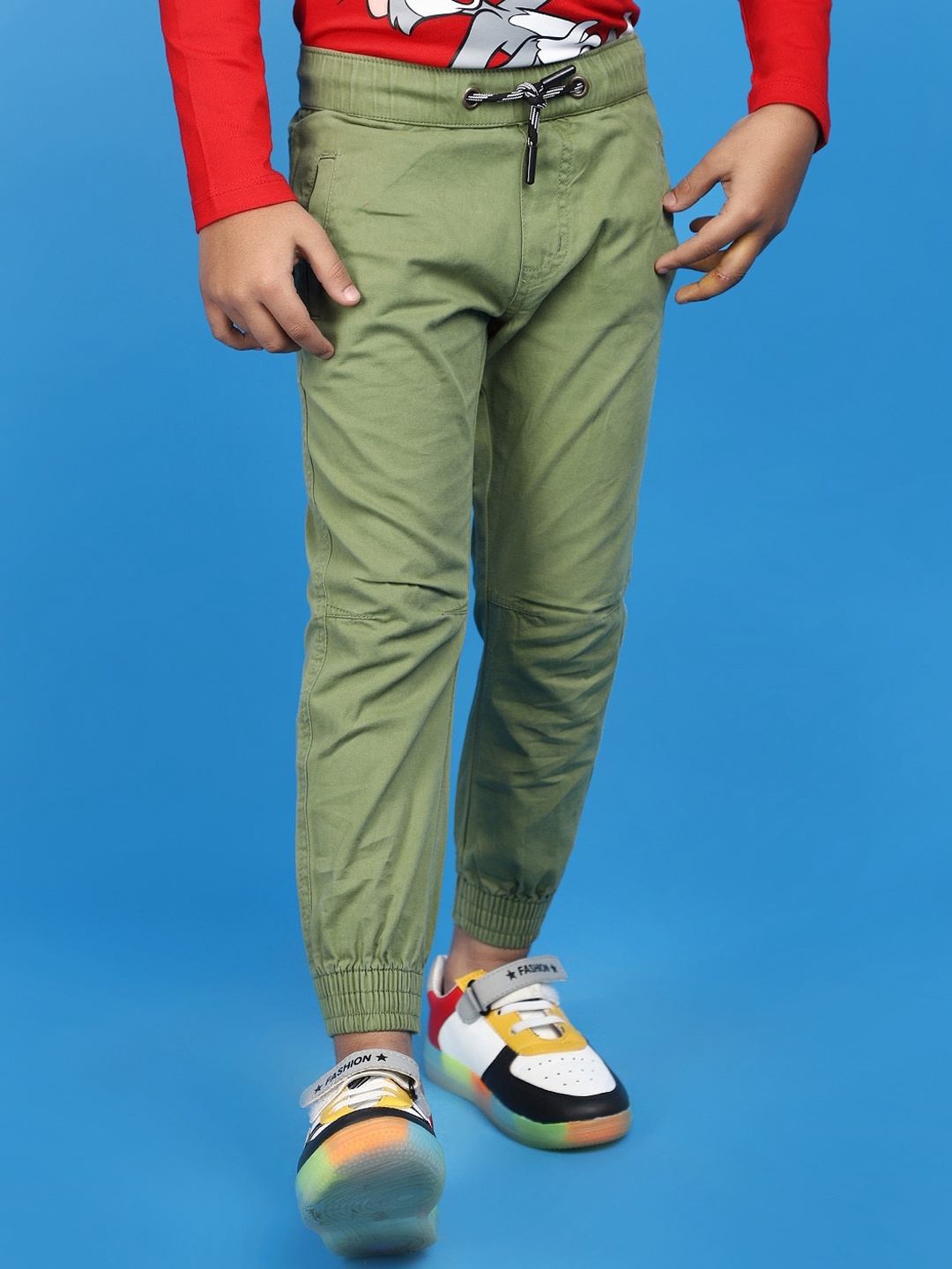 V-Mart Boys Mid-Rise Regular Fit Cotton Joggers Trousers, Green