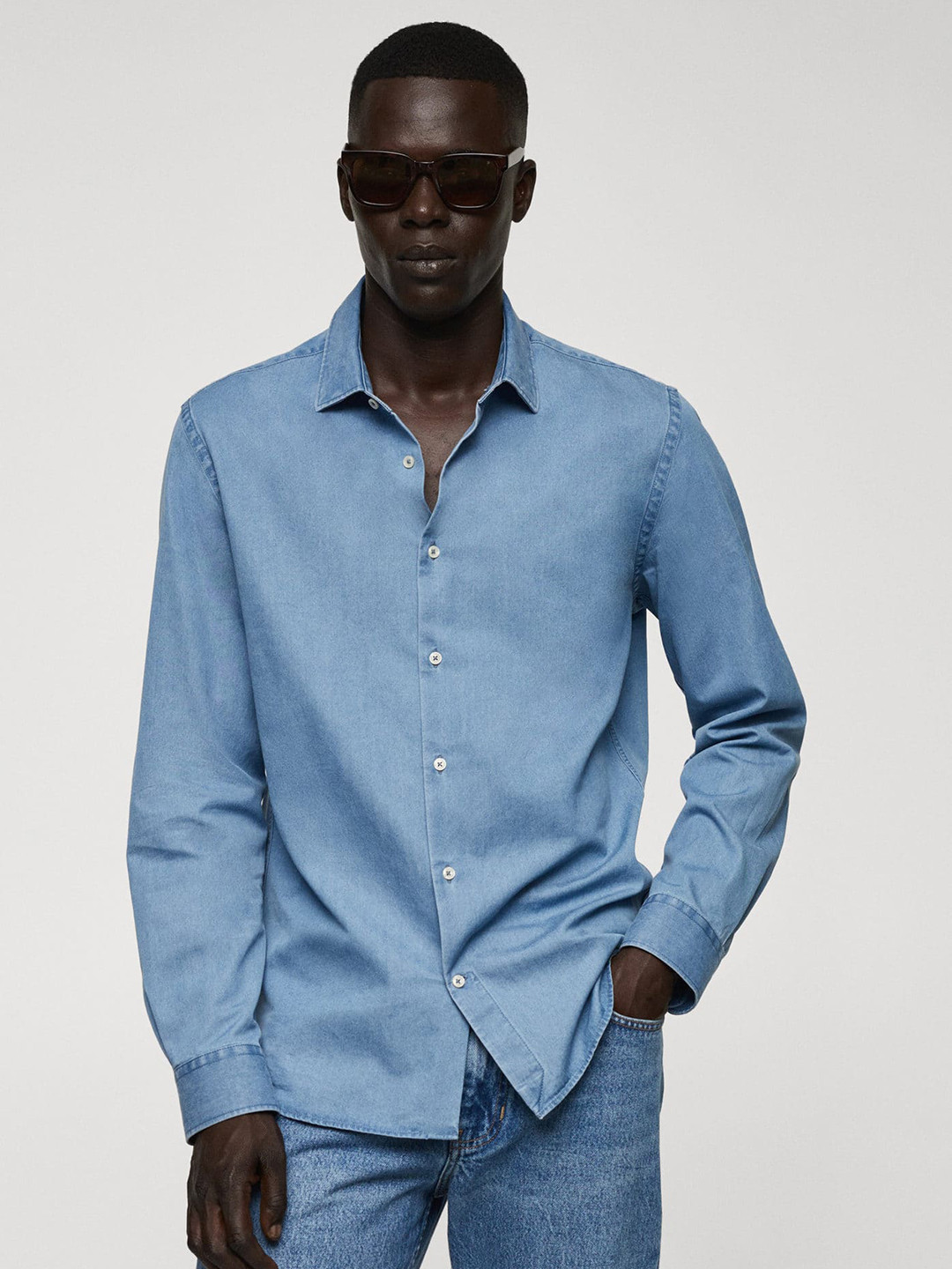 

MANGO MAN Pure Cotton Chambray Casual Shirt, Blue