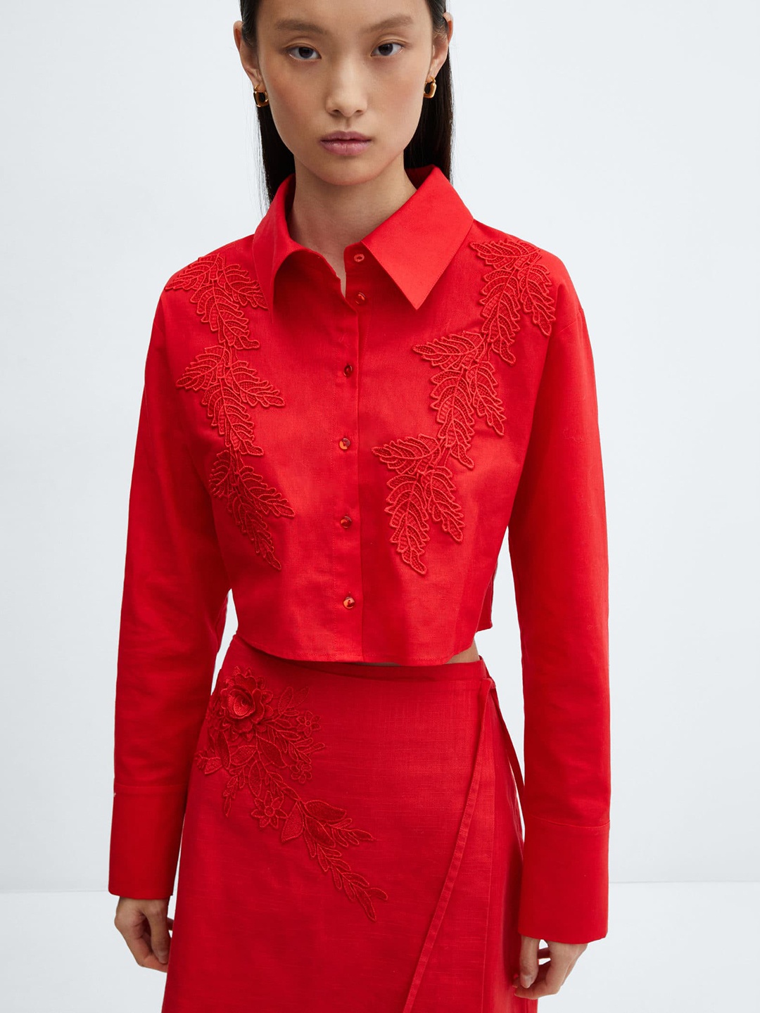 

MANGO Cotton Linen Embroidered Cropped Shirt, Red