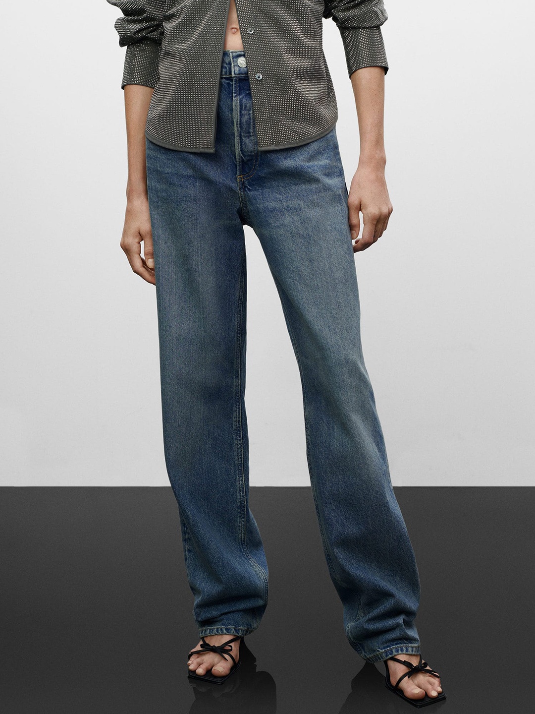 

MANGO Women Mid-Rise Cotton Straight Jeans, Blue