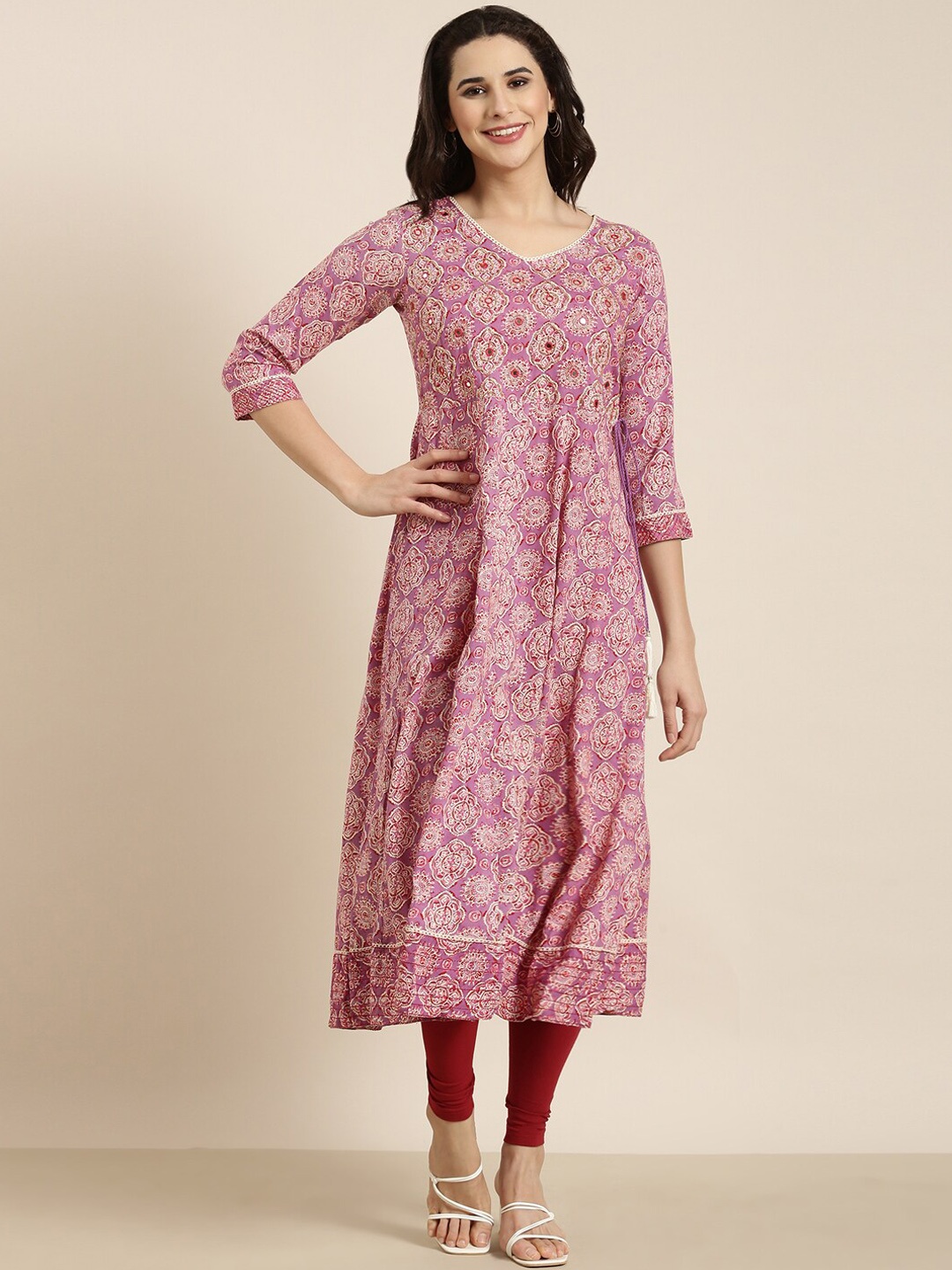 

SHOWOFF Floral Printed Mirror Work Indie Prints Kurta, Lavender