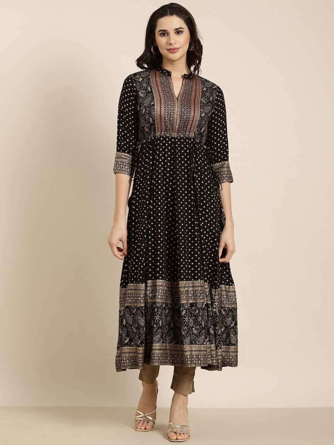

SHOWOFF Mandarin Collar Three Quarter Sleeves Floral Printed Anarkali Cotton Kurta, Black