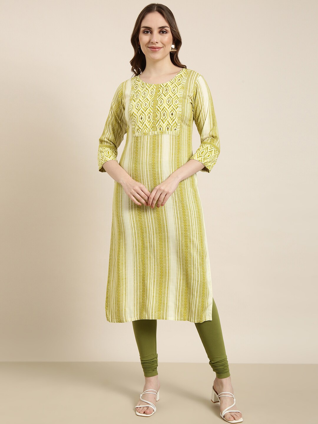 

SHOWOFF Geometric Embroidered Cotton Empire Flared Kurta, Green