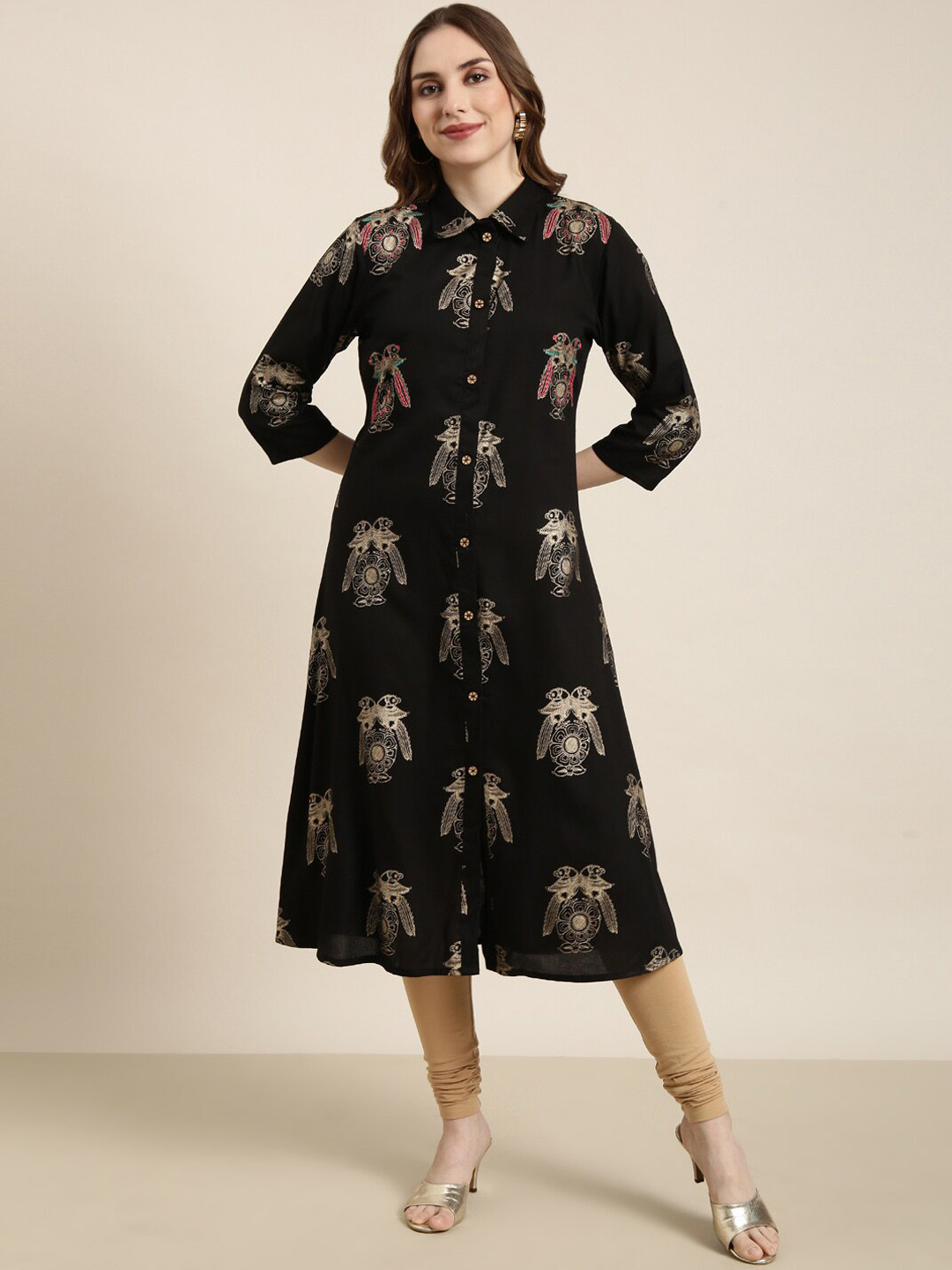 

SHOWOFF Floral Printed Cotton Flared Sleeves Tiered Tiered Indie Prints Kurta, Black