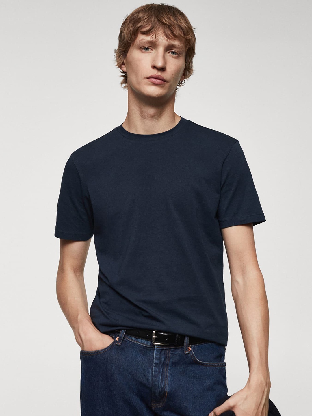 

MANGO MAN Men T-shirt, Navy blue