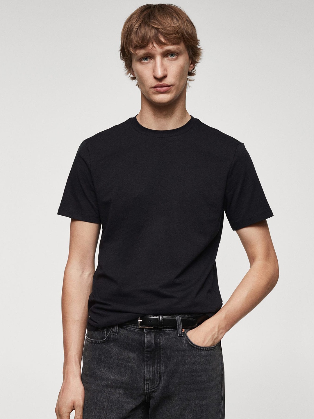 

MANGO MAN Men T-shirt, Black