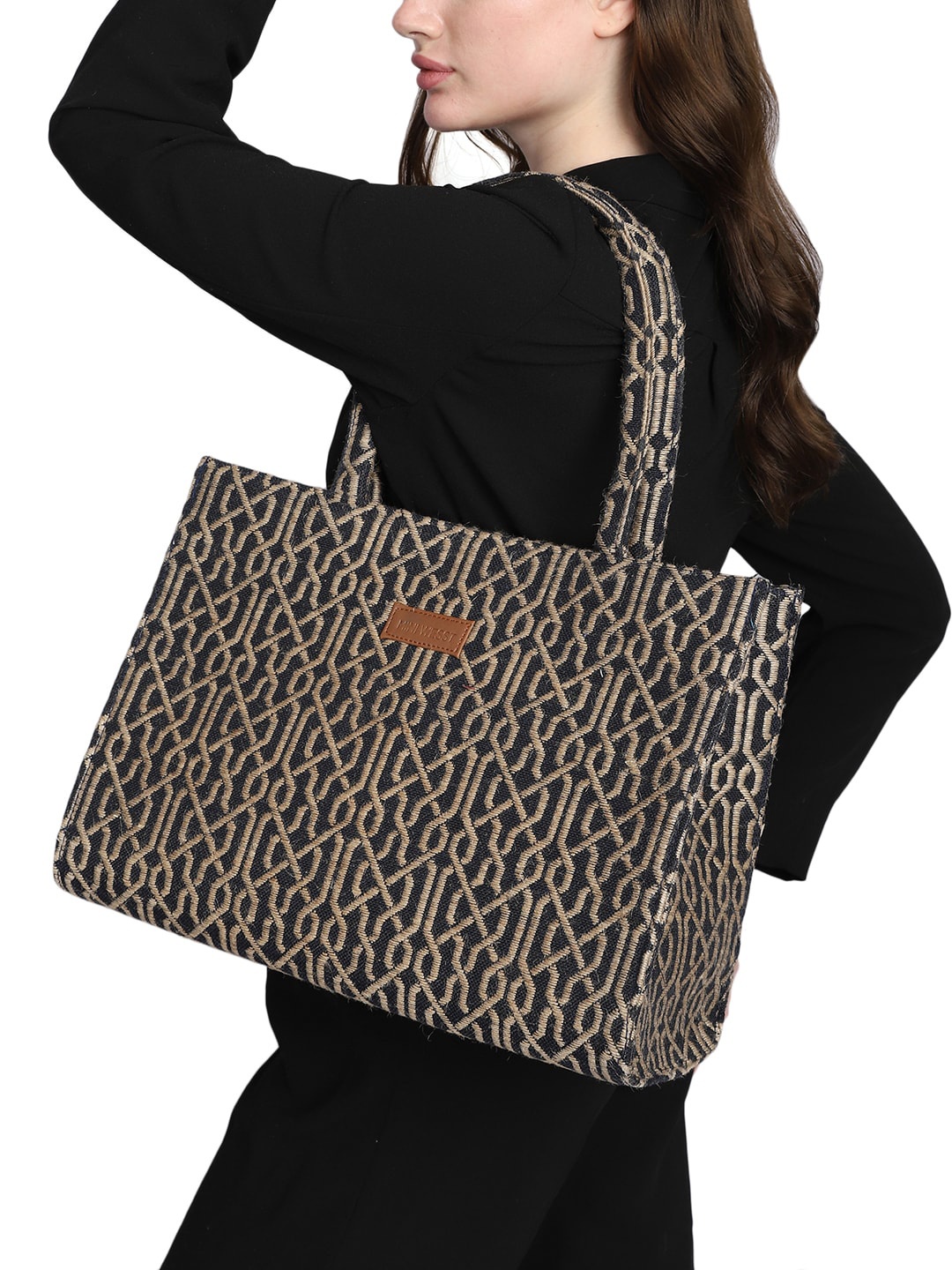 

MINI WESST Textured Shopper Handheld Bag, Beige
