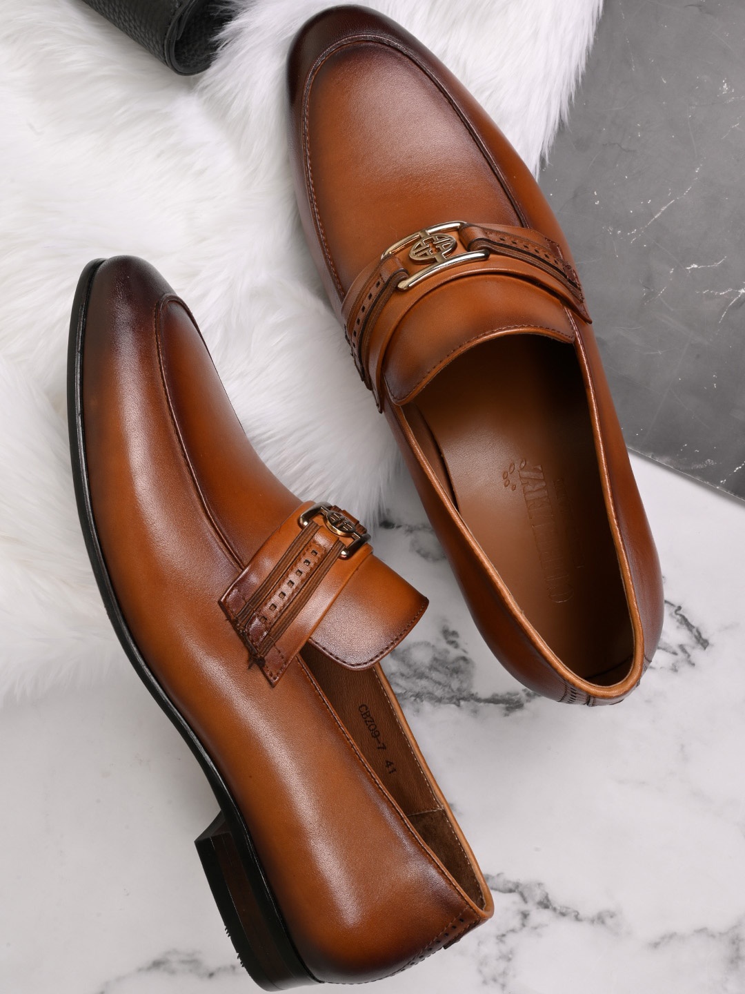 

Cobblerz Men Buckle Detailed Leather Loafers, Tan