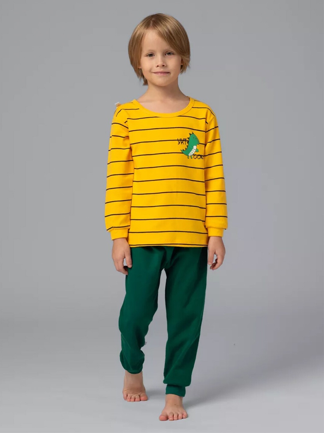 

Bold N Elegant Kids Striped Pure Cotton T-shirt with Joggers, Yellow