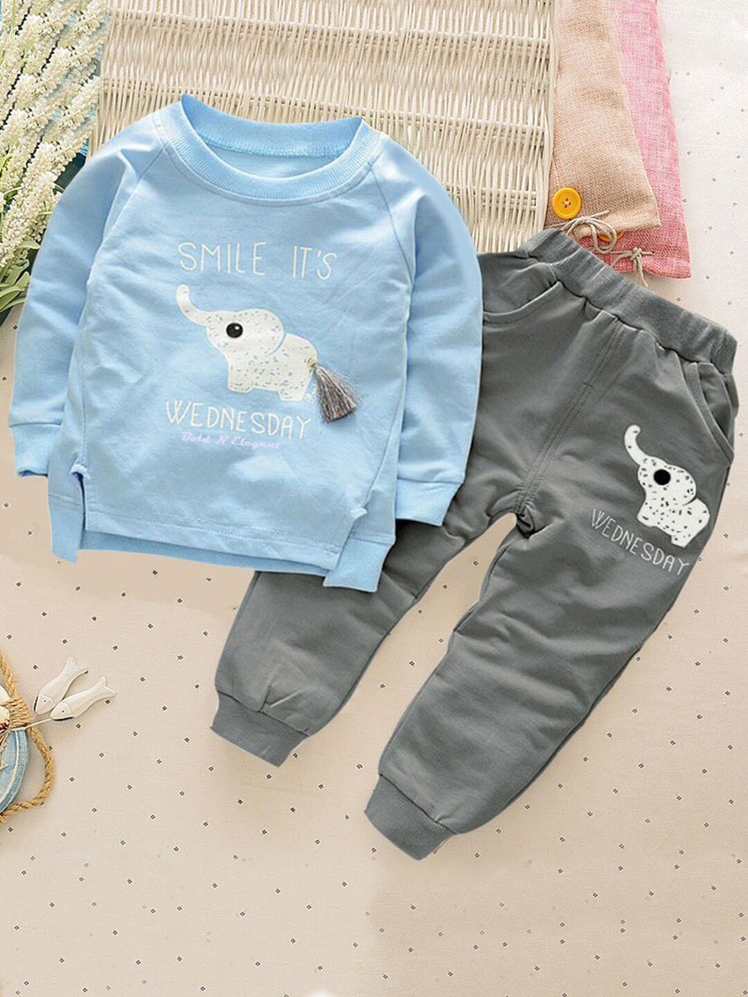 

Bold N Elegant Kids Printed Pure Cotton T-shirt with Joggers, Blue