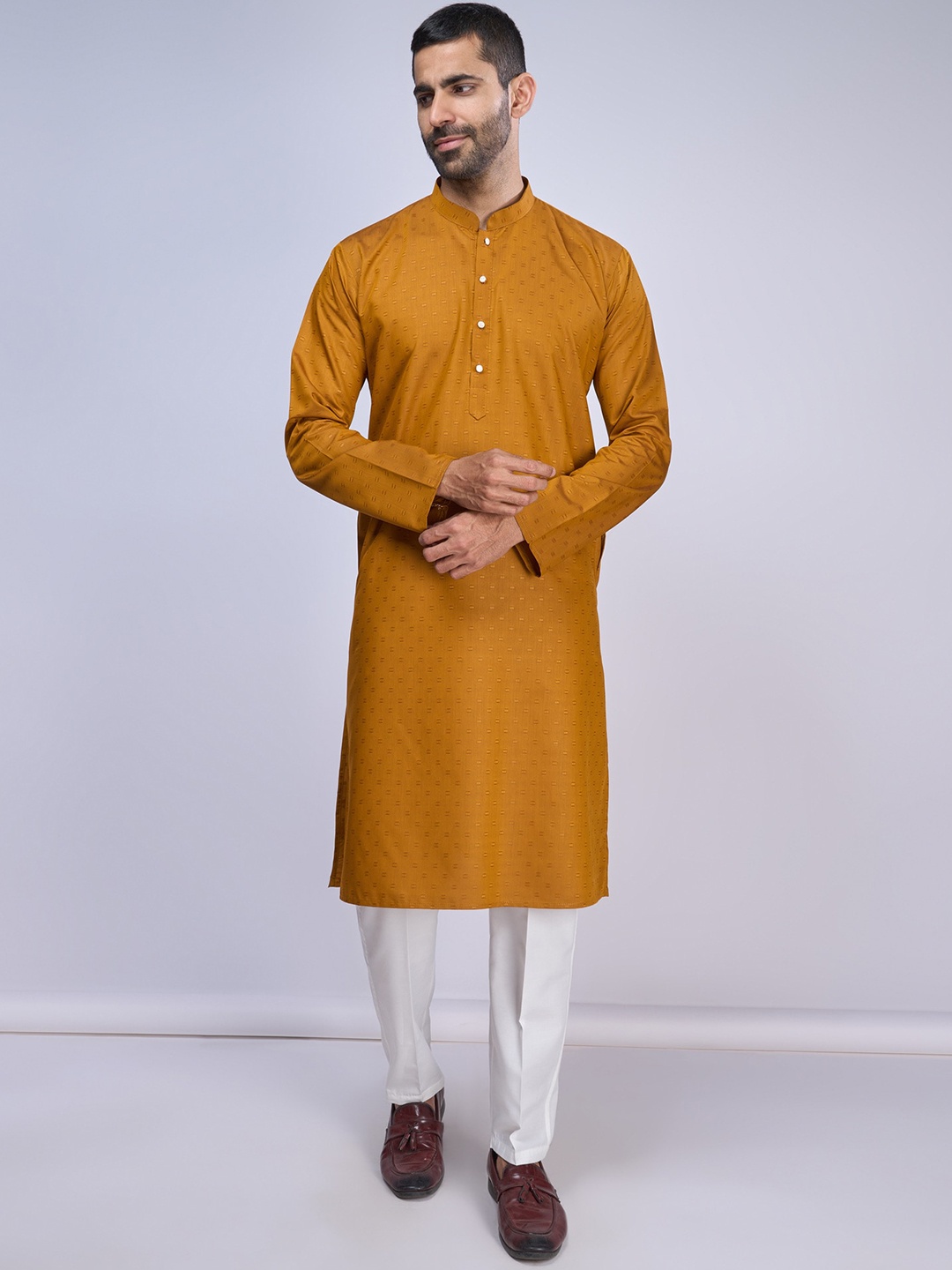 

BELLAZO Mandarin Collar Thread Work Cotton Kurta, Yellow