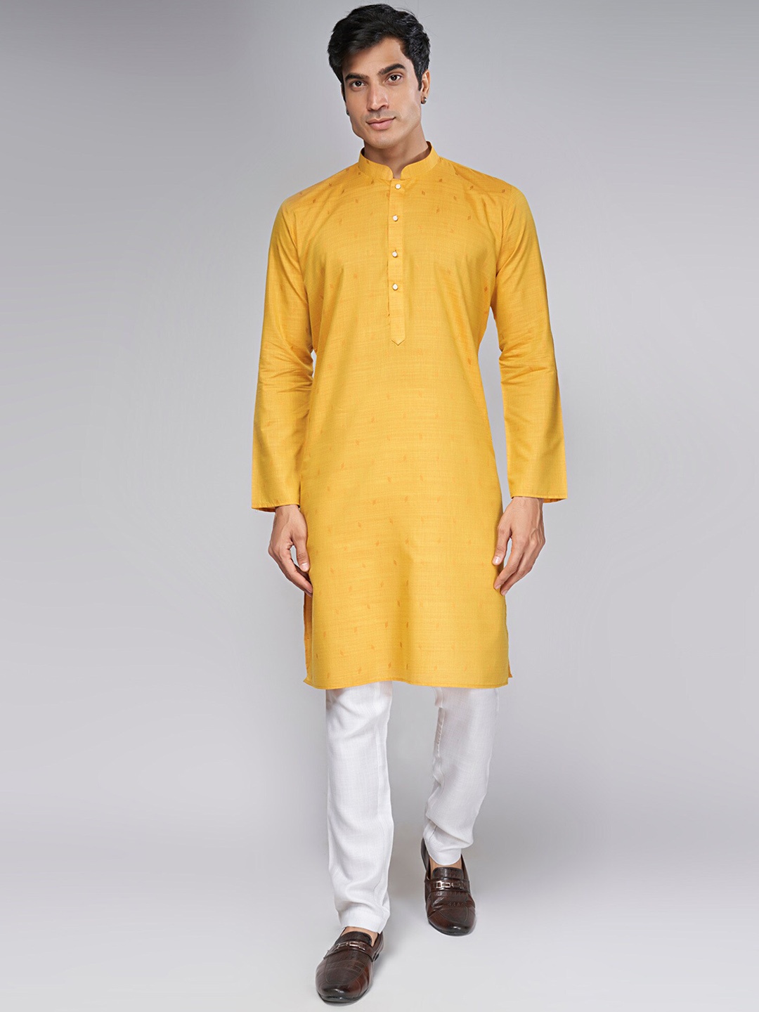 

BELLAZO Mandarin Collar Thread Work Dobby Cotton Kurta, Yellow