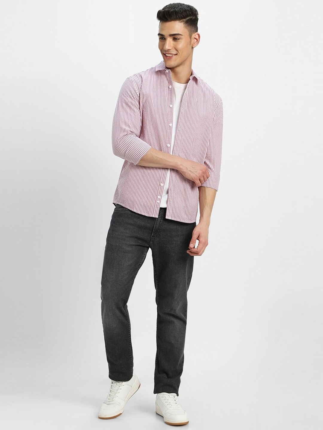 

FOREVER 21 Regular Fit Striped Cotton Casual Shirt, Pink