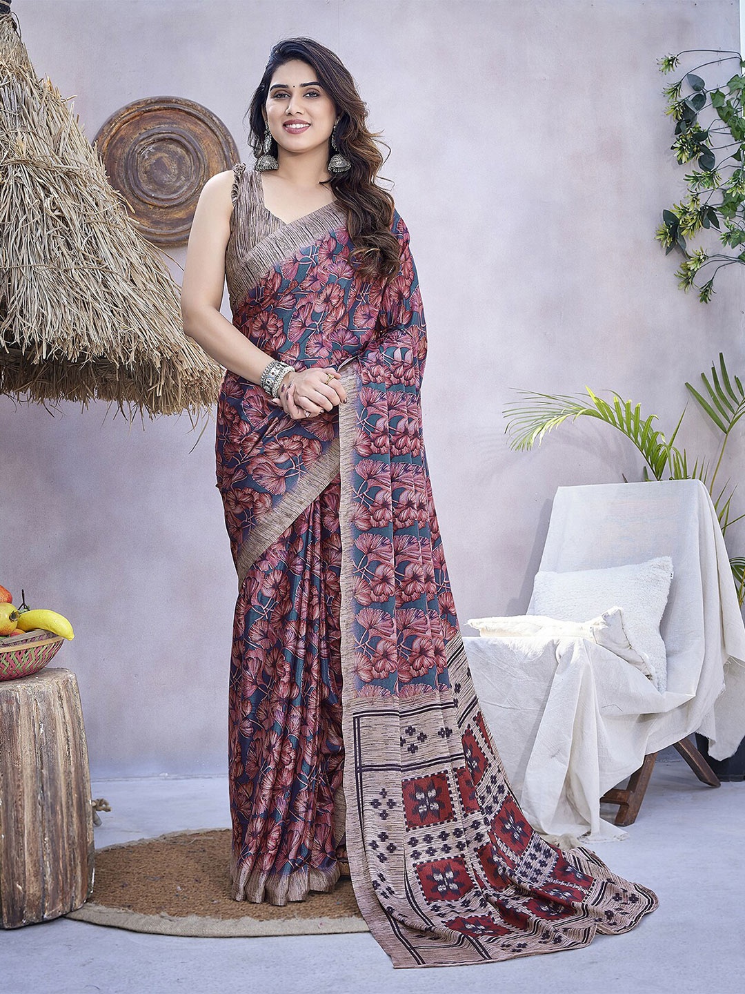 

MAGMINA Floral Printed Pure Chiffon Saree, Grey