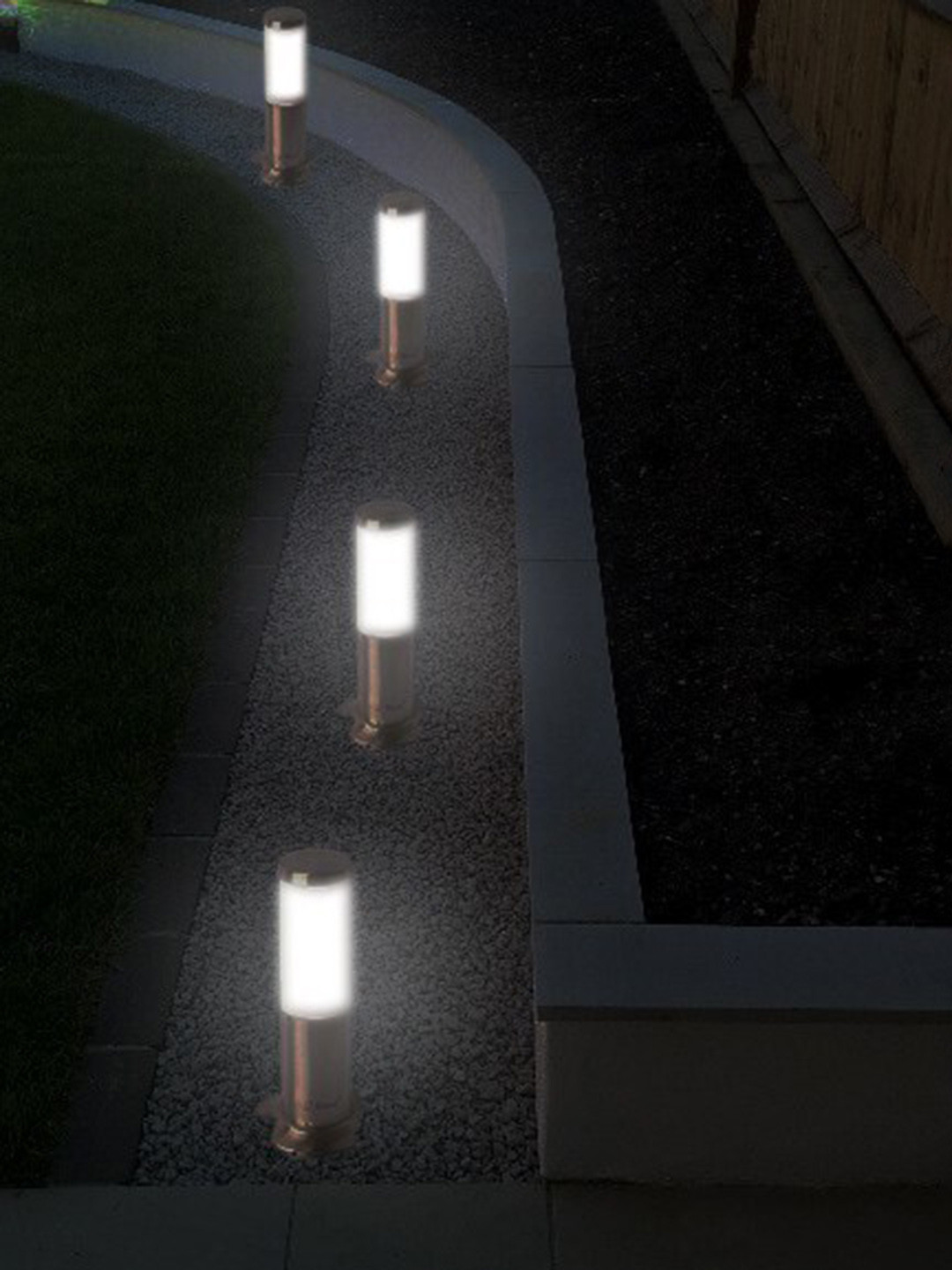

BENE Benjamin Bollard Silver Toned & White 4 Pieces Cylindrical Shaped Metal Outdoor Lamps