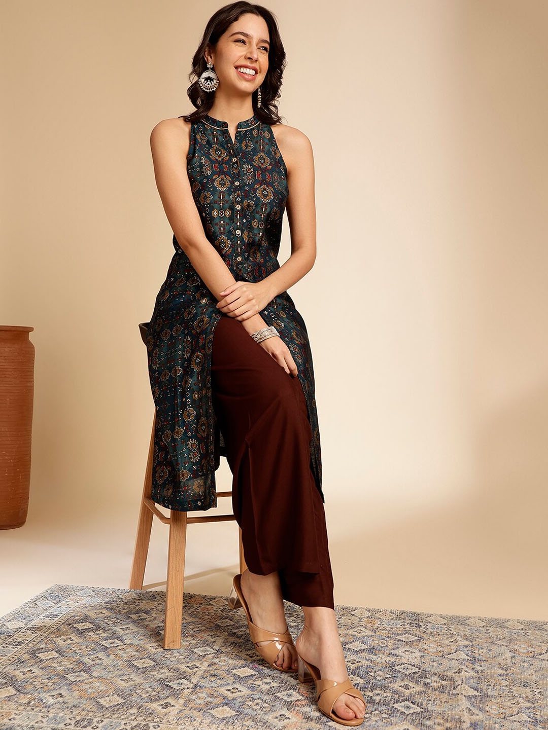 

Anouk Teal Blue Ethnic Motifs Printed Mandarin Collar Sleeveless A-Line Kurta