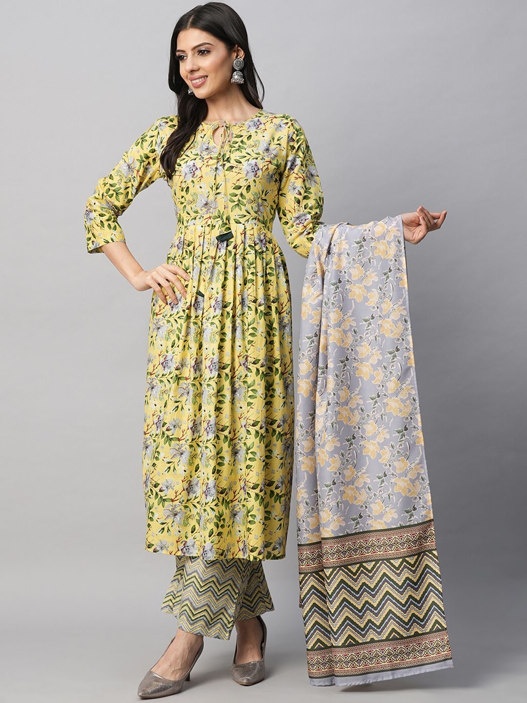 

DIVASTRI Floral Printed Regular Thread Work Kurta with Trousers & Dupatta, Yellow