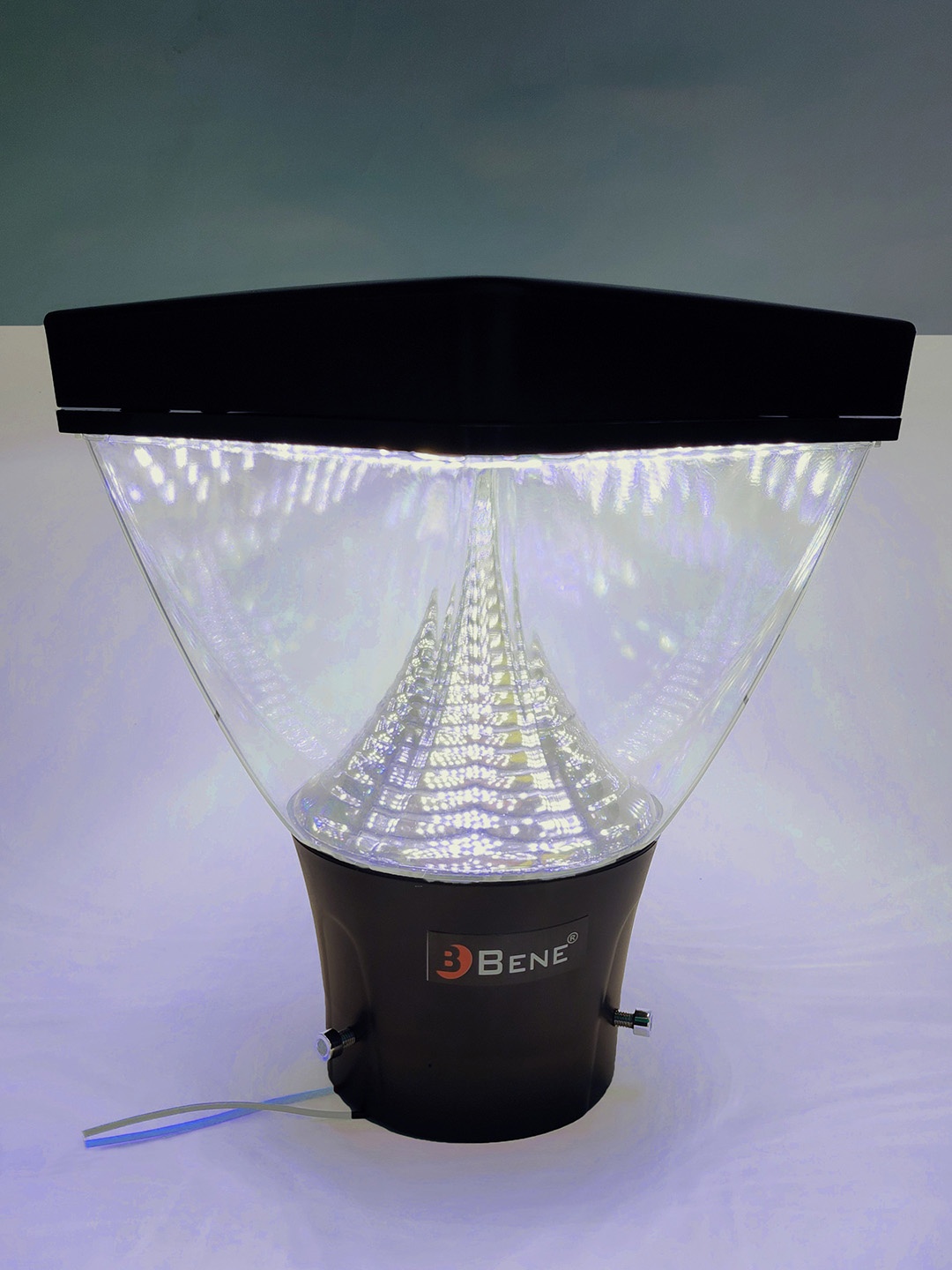 

BENE Luna Black & White Waterproof & Rustproof Outdoor Lamps