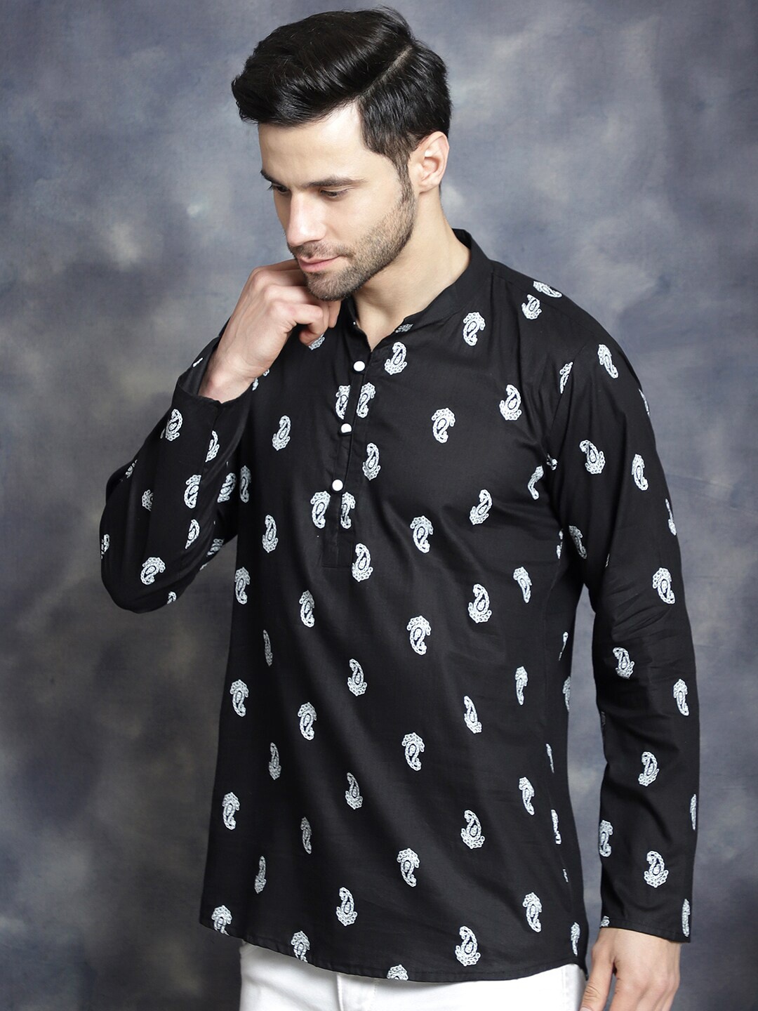 

Anouk Paisley Printed Mandarin Collar Short Kurta, Black