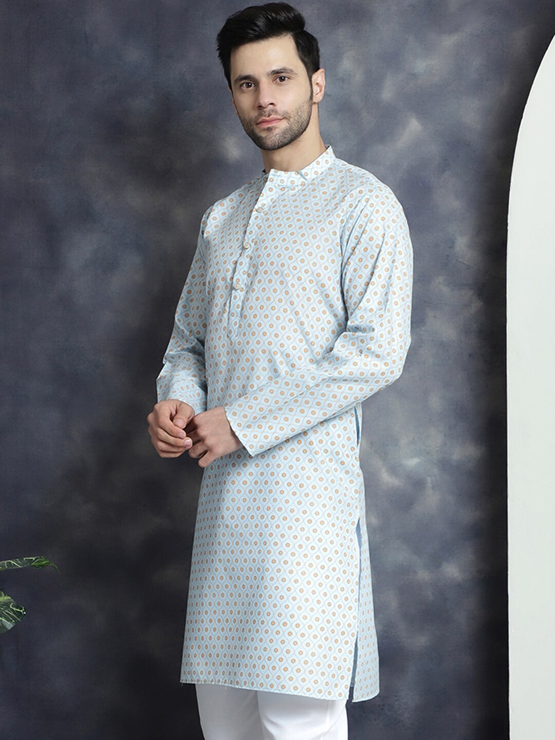 

Anouk Geometric Woven Design Kurta, Blue