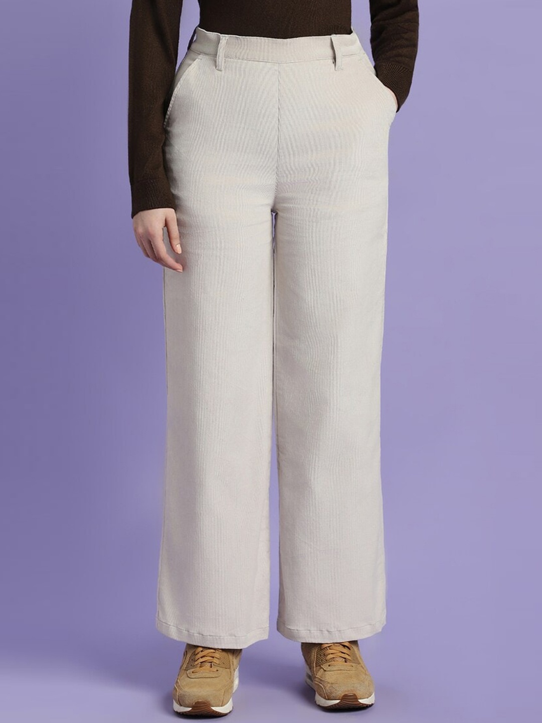 

FOREVER 21 Women Mid-Rise Parallel Trousers, Cream
