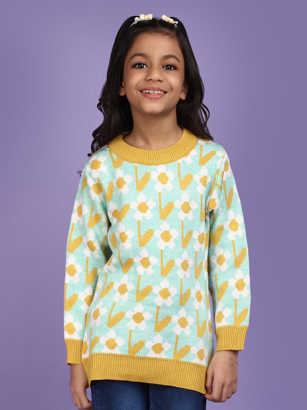 

V-Mart Girls Daffodil Self Design Pullover Sweatshirt, Green