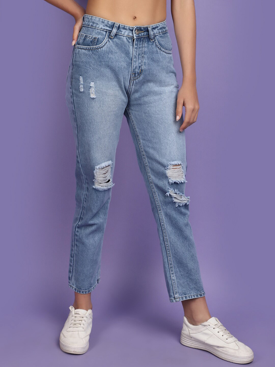 

V-Mart Women Mildly Distressed Ripped Heavy Fade Cotton Jeans, Blue