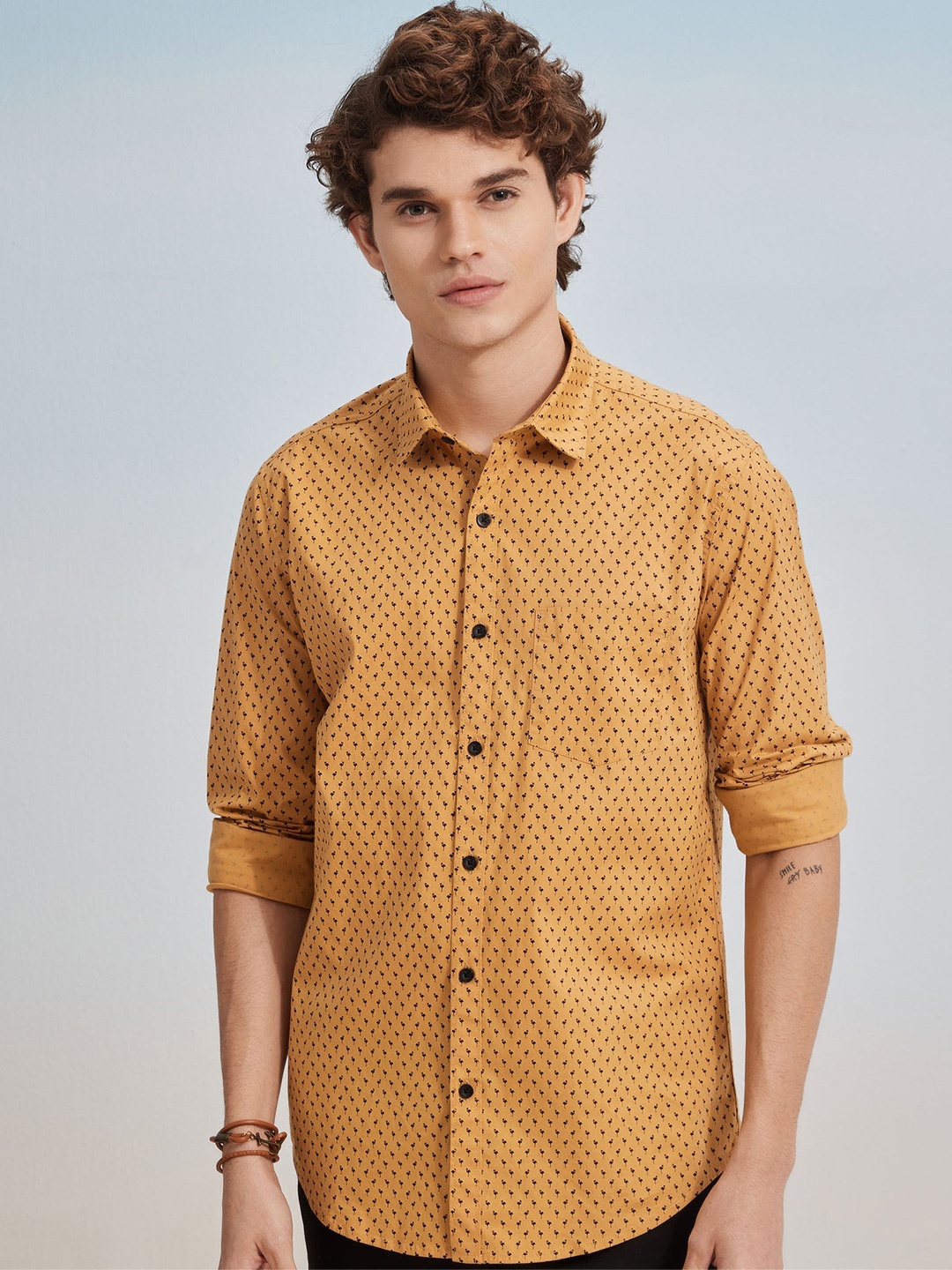 

Red Flame Long Sleeves Regular Fit Cotton Printed Casual Shirt, Yellow