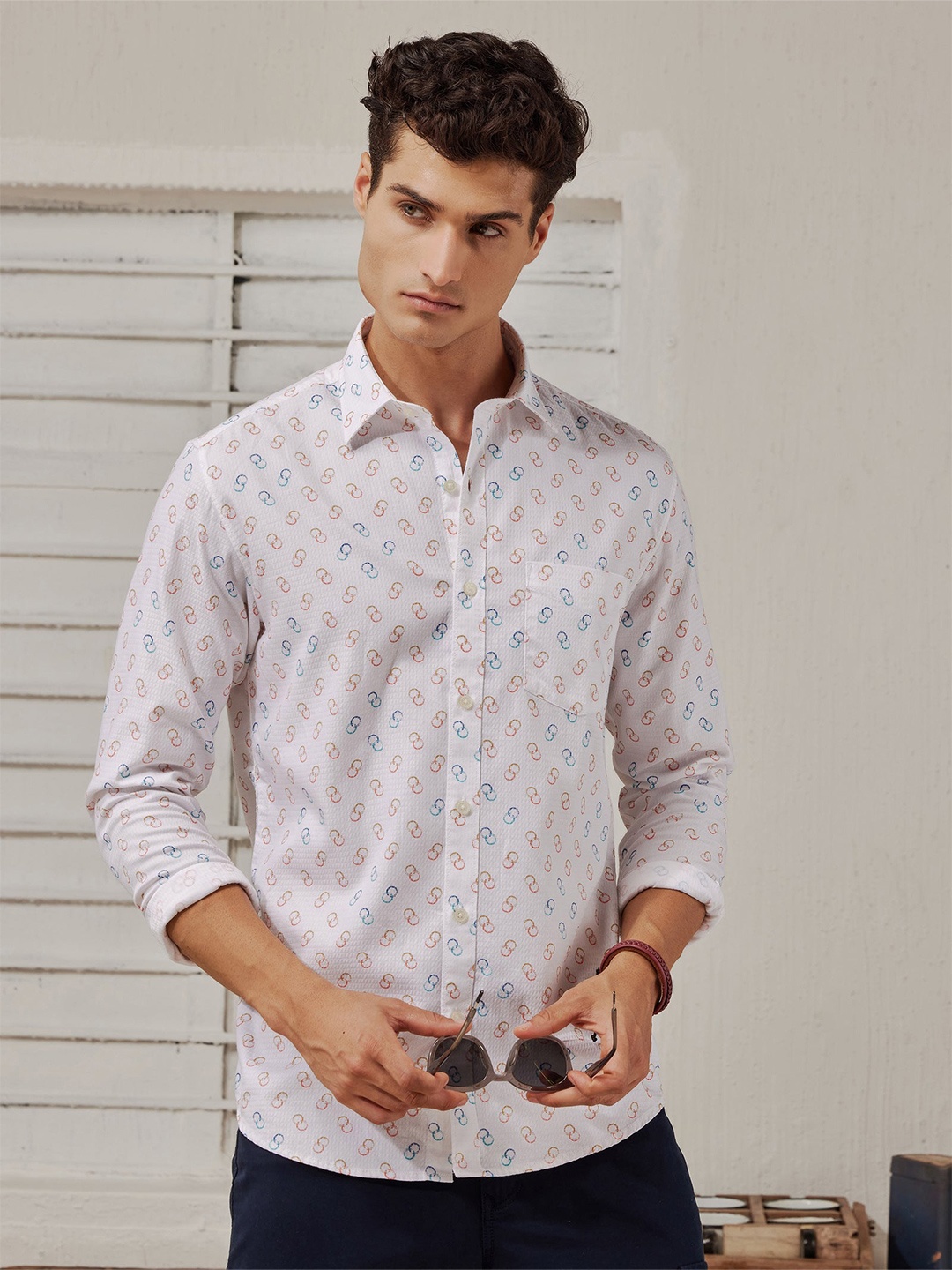 

Red Flame Men Floral Opaque Printed Formal Shirt, White