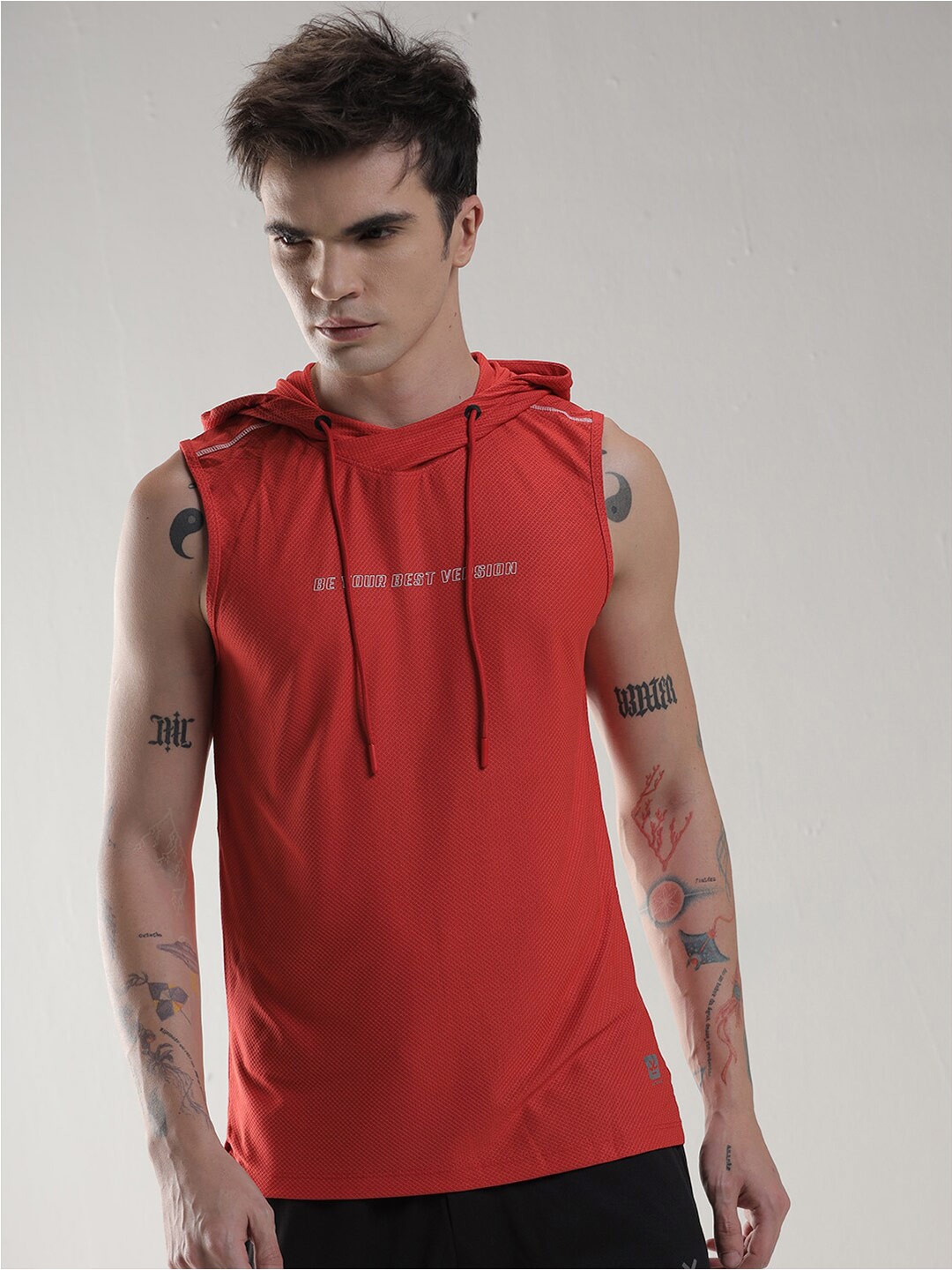 

WROGN Hooded Slim Fit T-shirt, Red