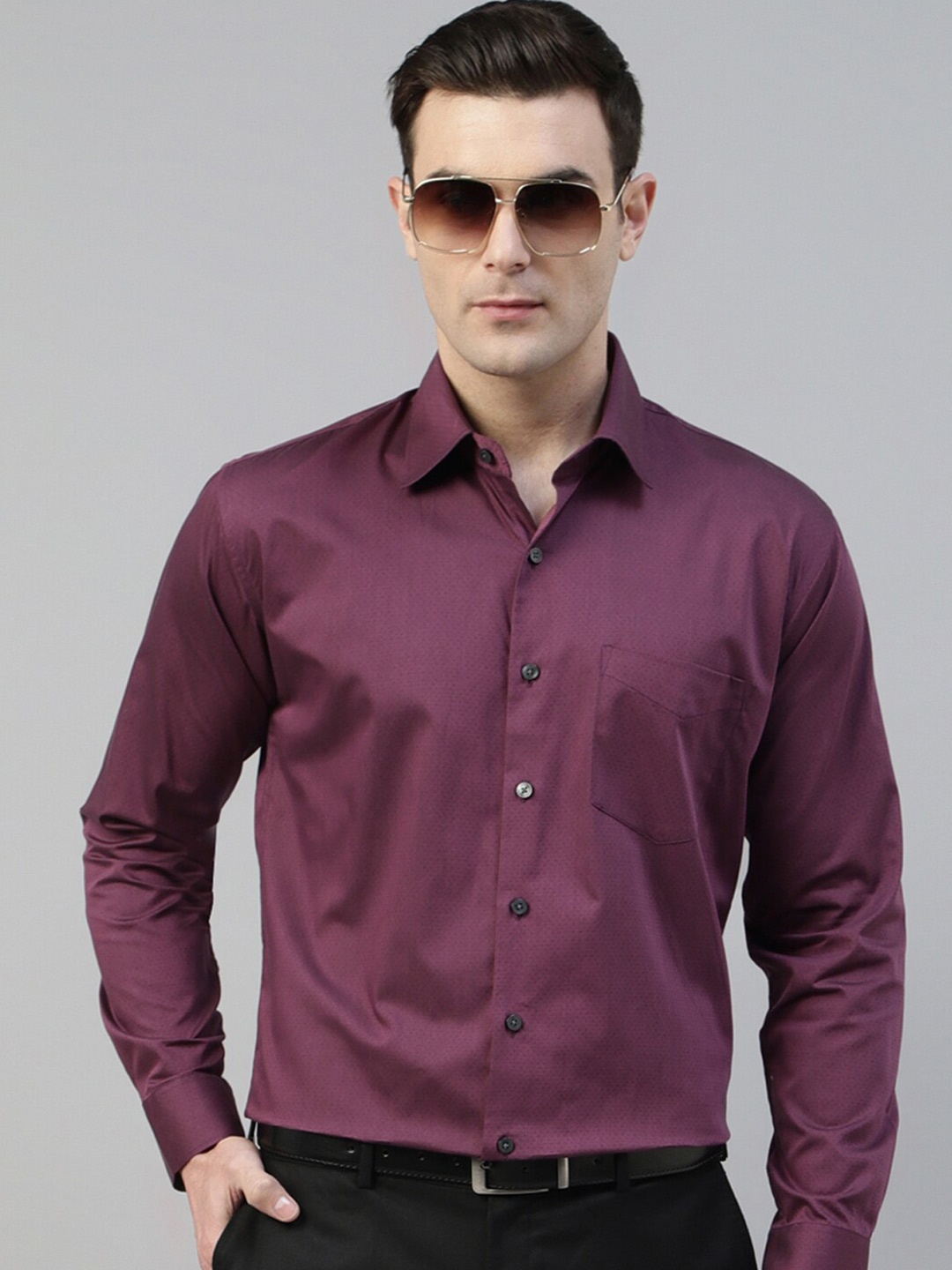 

Hancock Standard Slim Fit Self Design Wrinkle Resistant Cotton Formal Shirt, Burgundy