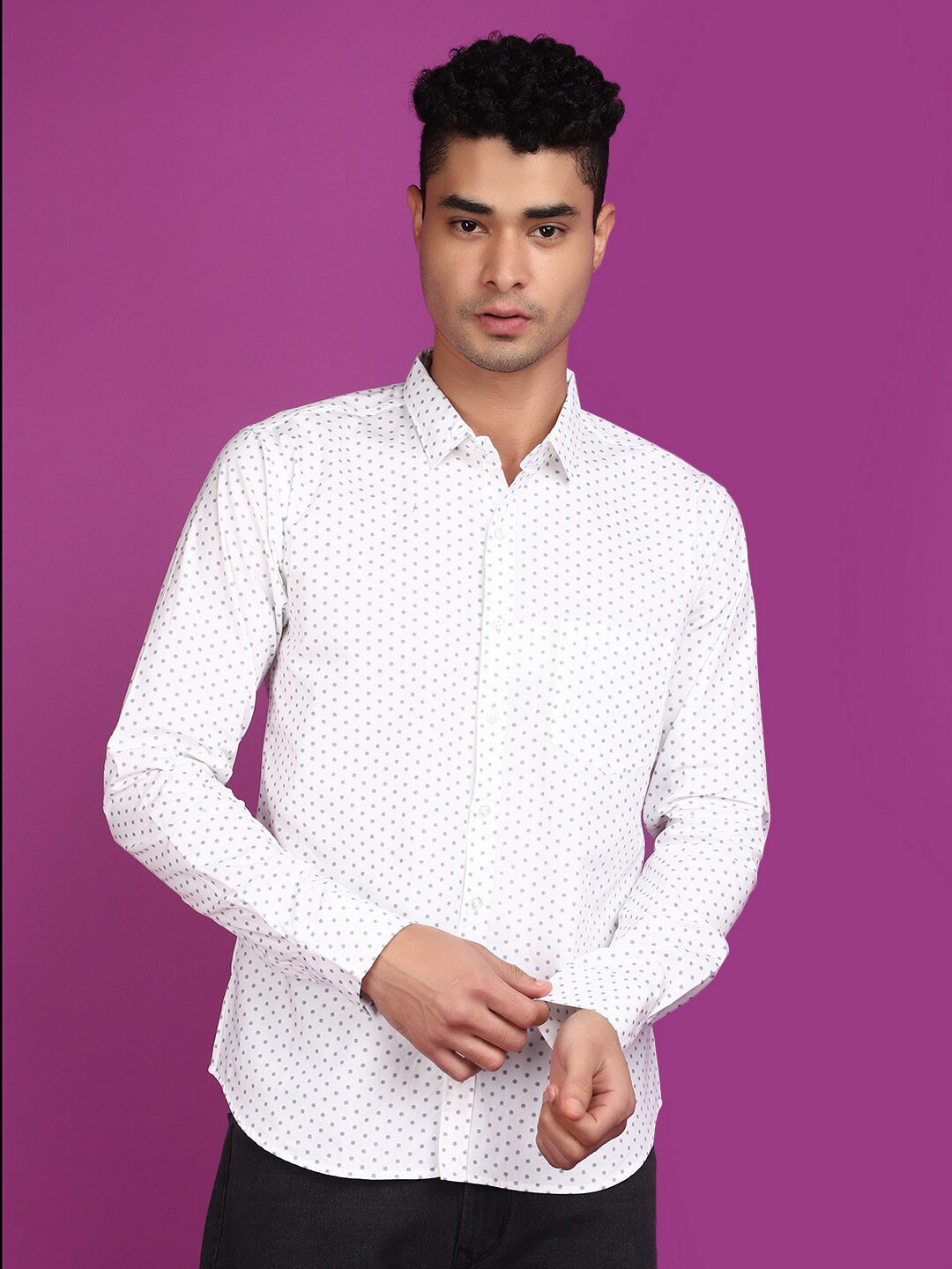 

V-Mart Printed Spread Collar Long Sleeves Cotton Slim Fit Casual Shirt, White