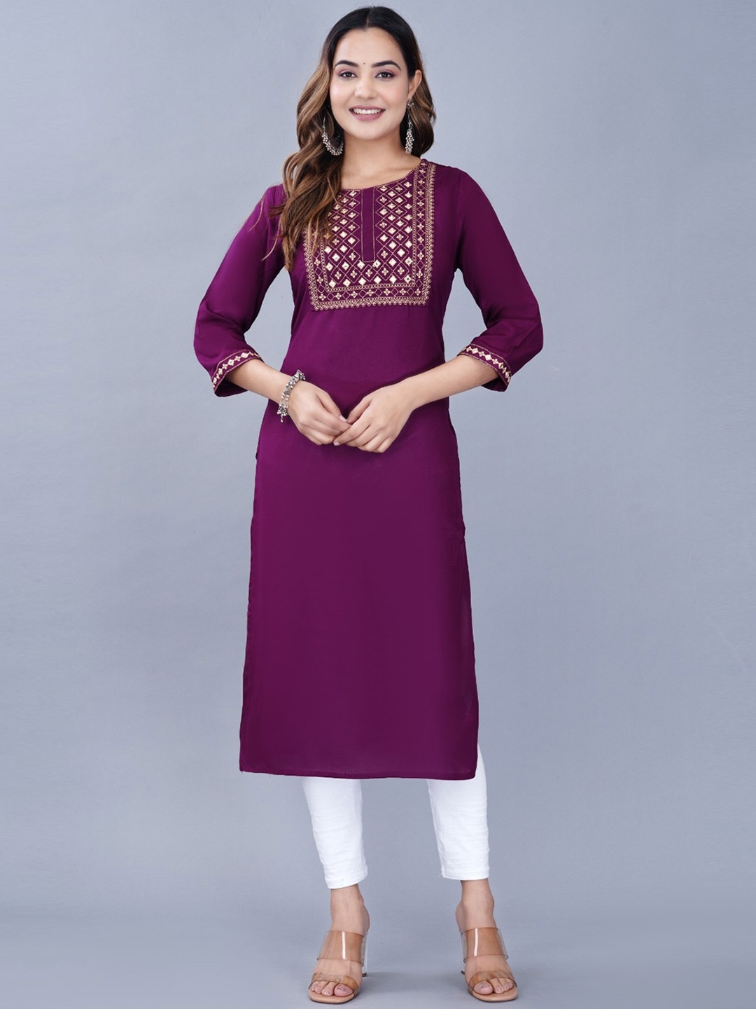 

SP DESIGNS Yoke Design Keyhole Neck Flared Sleeves Mirror Work Kurta, Purple