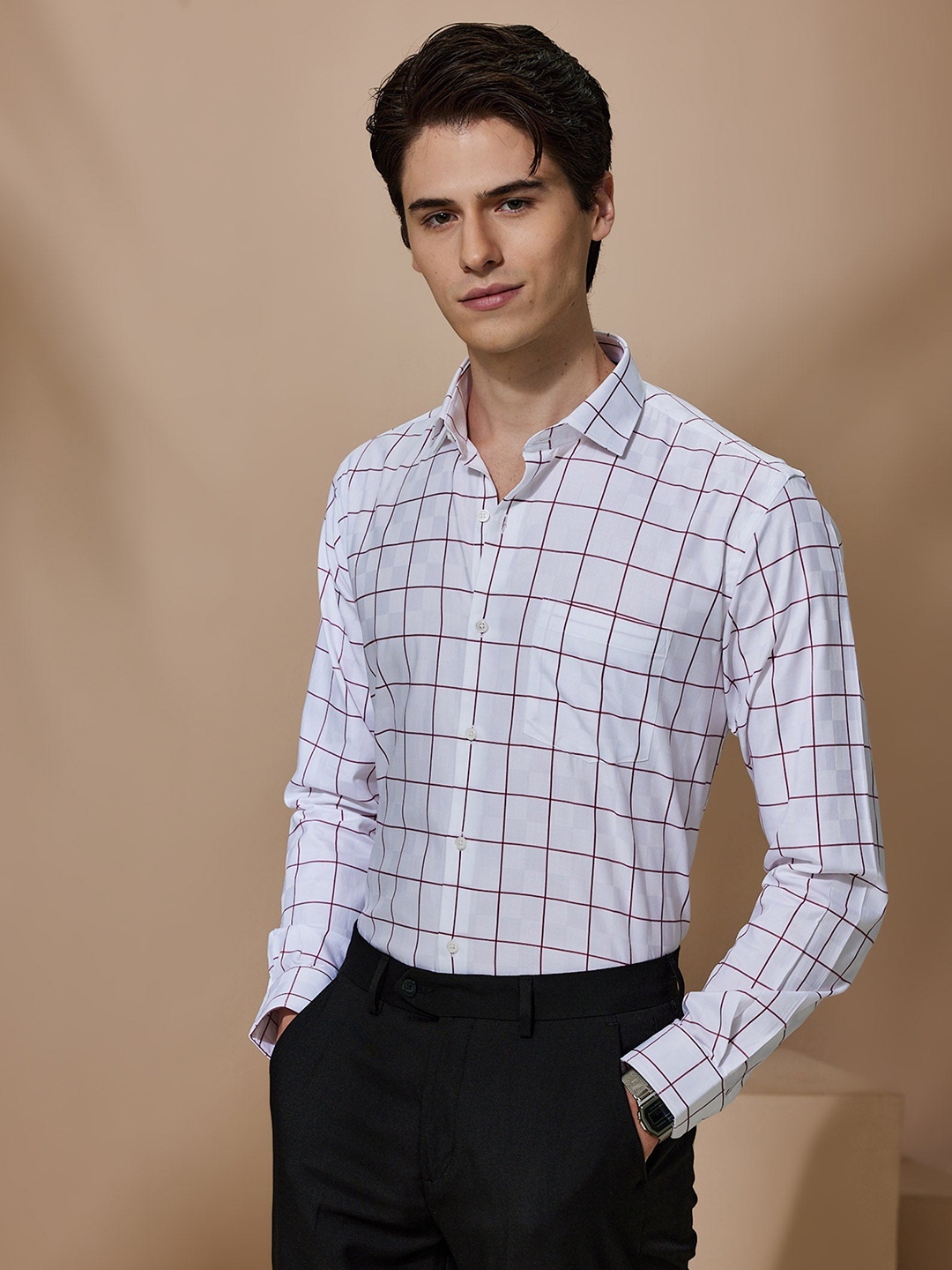 

Stori Men Windowpane Checks Opaque Checked Casual Shirt, Red