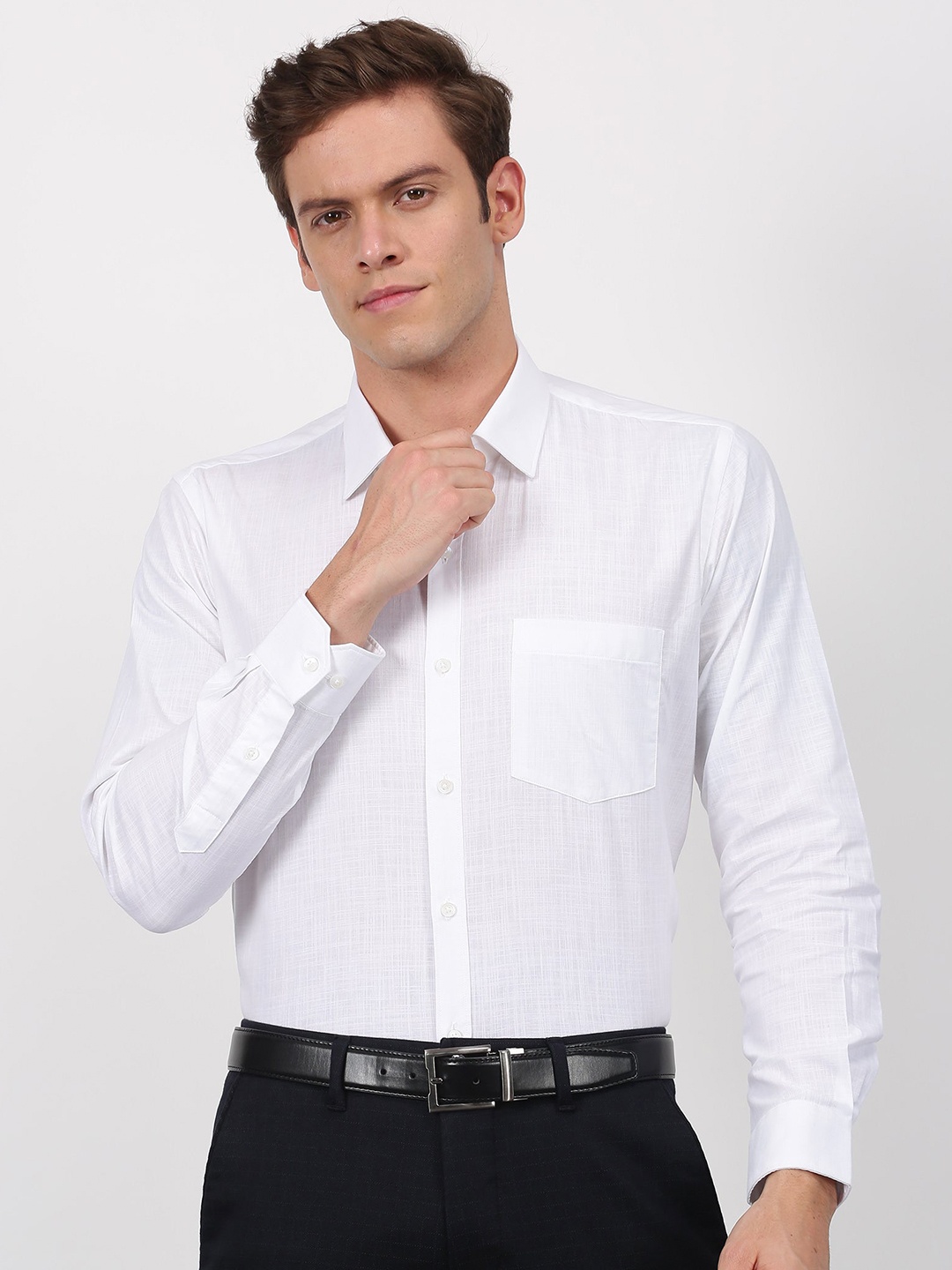 

Stori Spread Collar Cotton Formal Shirt, White