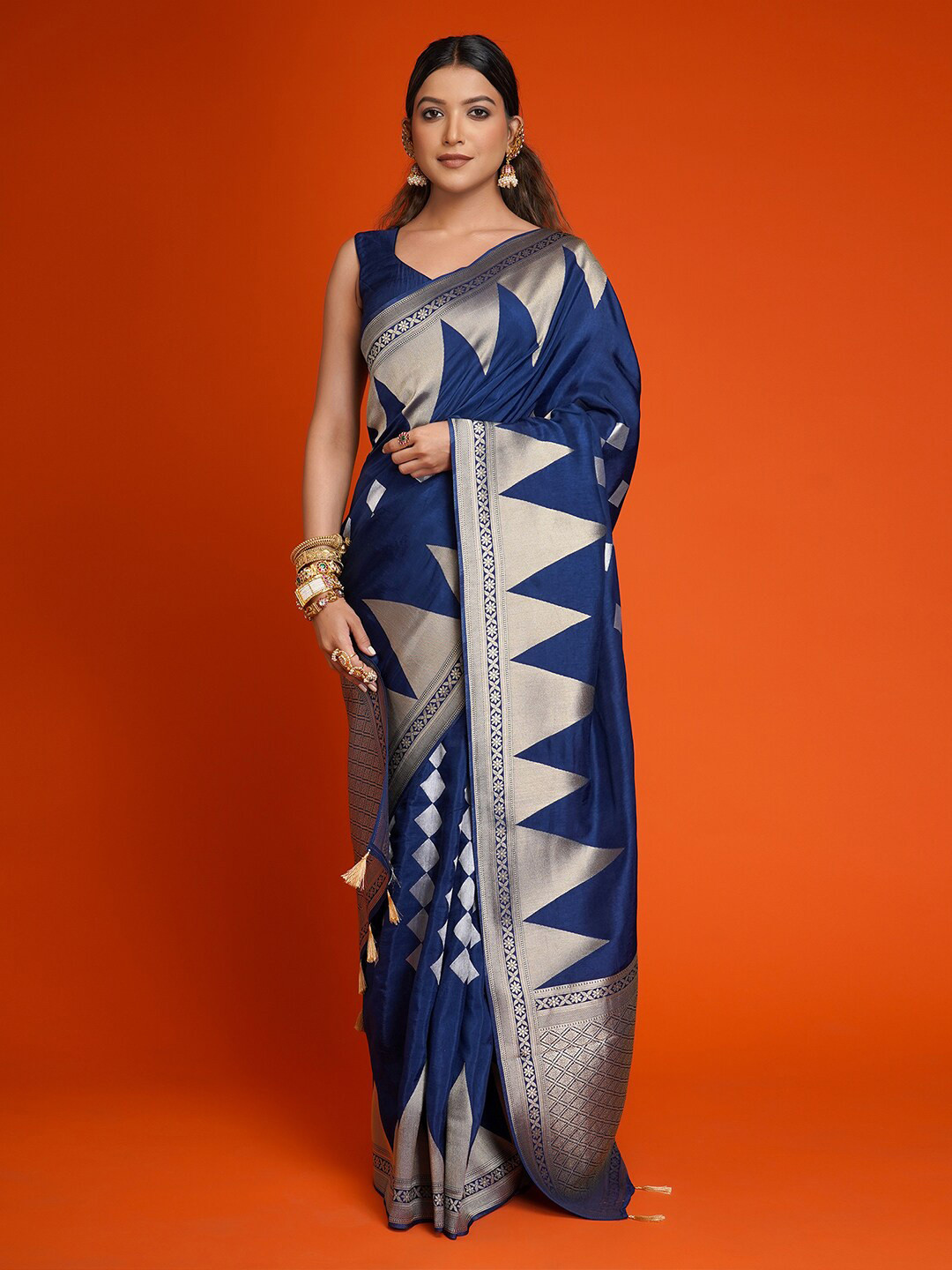 

saree.com Woven Design Zari Art Silk Saree, Blue