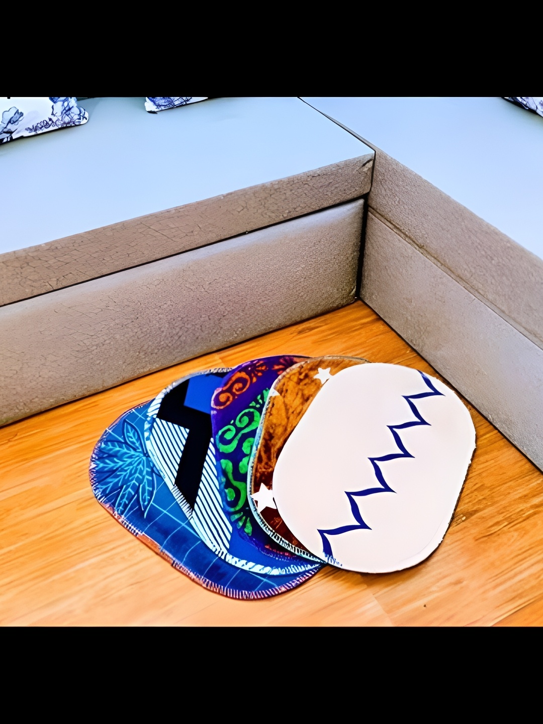 

Supreme Home Collective Brown & Blue 5 Pcs Printed Anti-Skid Doormats
