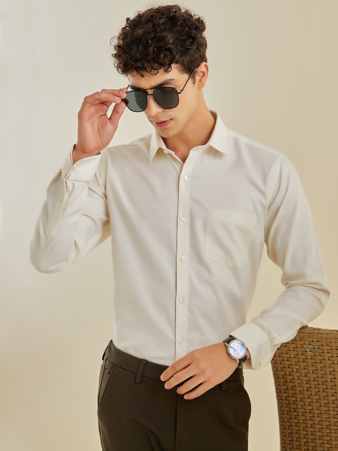 

Stori Men Slim Fit Opaque Formal Shirt, Cream