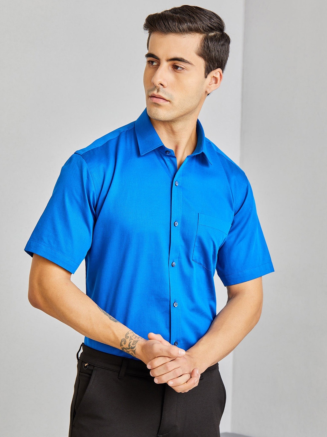 

Stori Men Slim Fit Opaque Formal Shirt, Navy blue