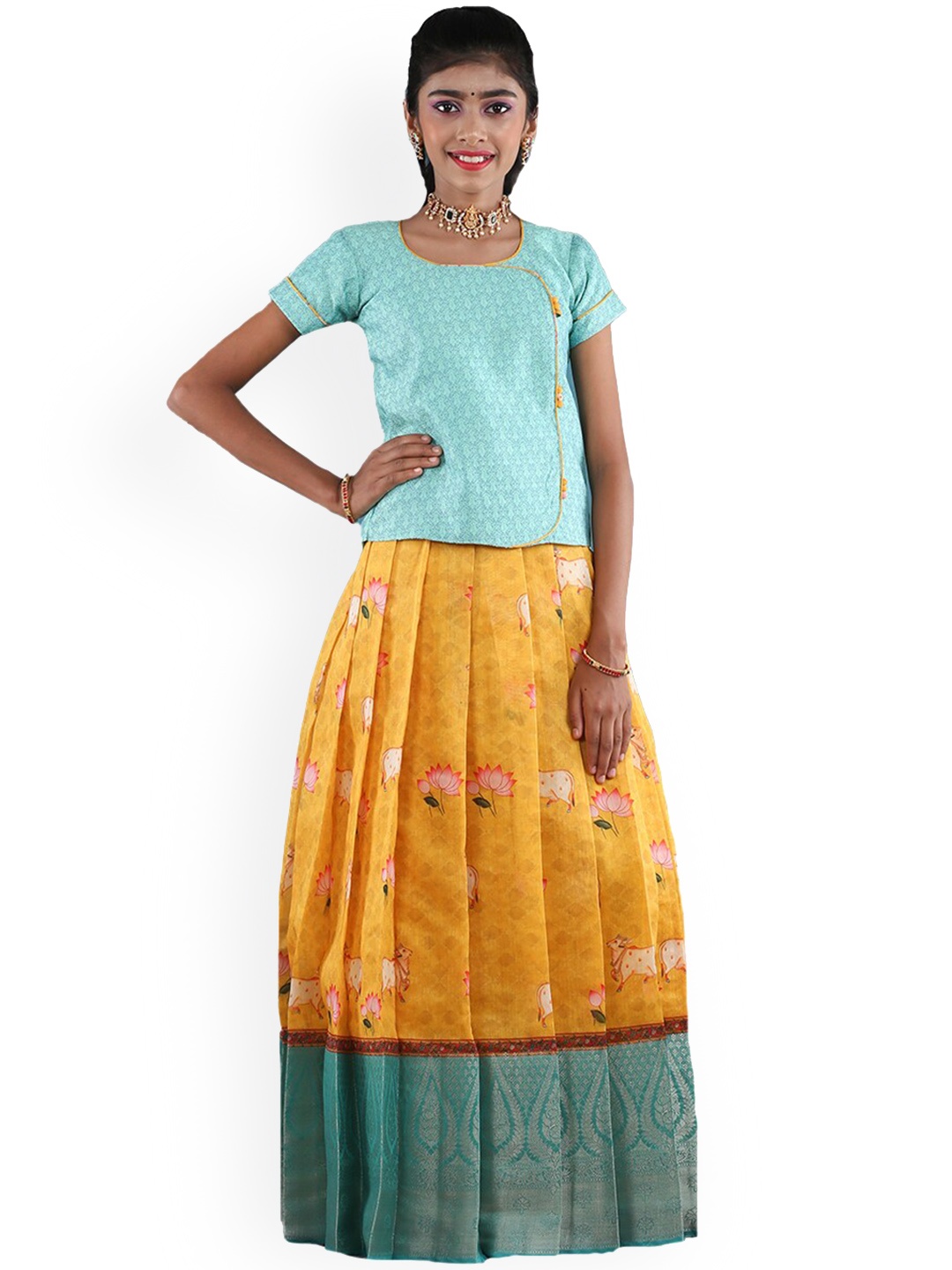 

SHIVANGI clothing Girls Woven-Design Lehenga Choli, Yellow