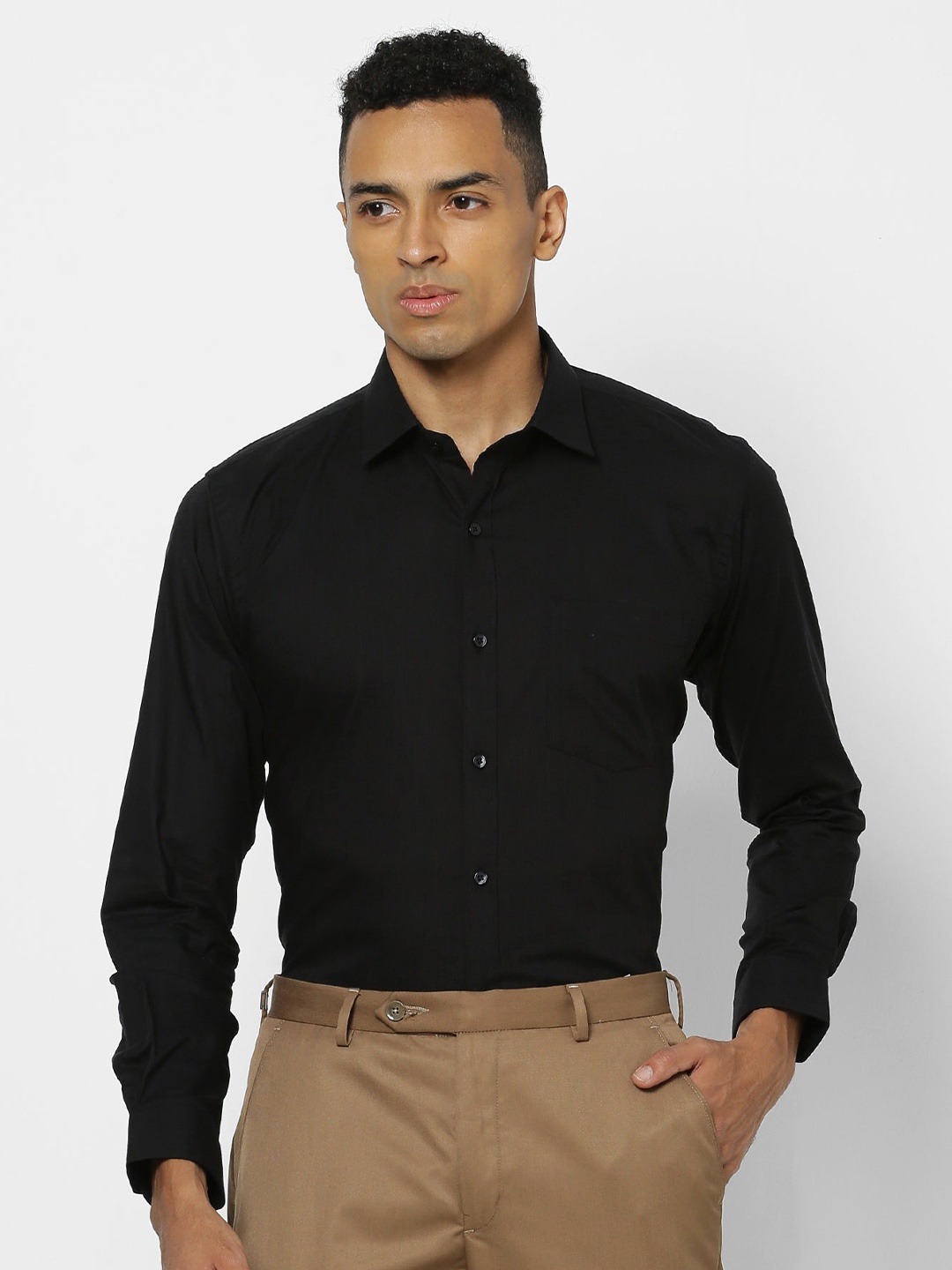 

Stori Spread Collar Long Sleeves Slim Fit Cotton Formal Shirt, Black