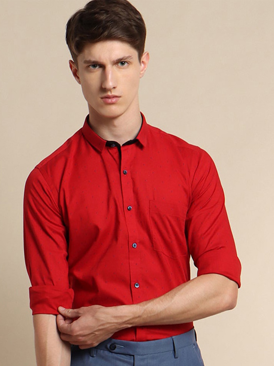 

Stori Slim Fit Spread Collar Long Sleeves Cotton Casual Shirt, Red